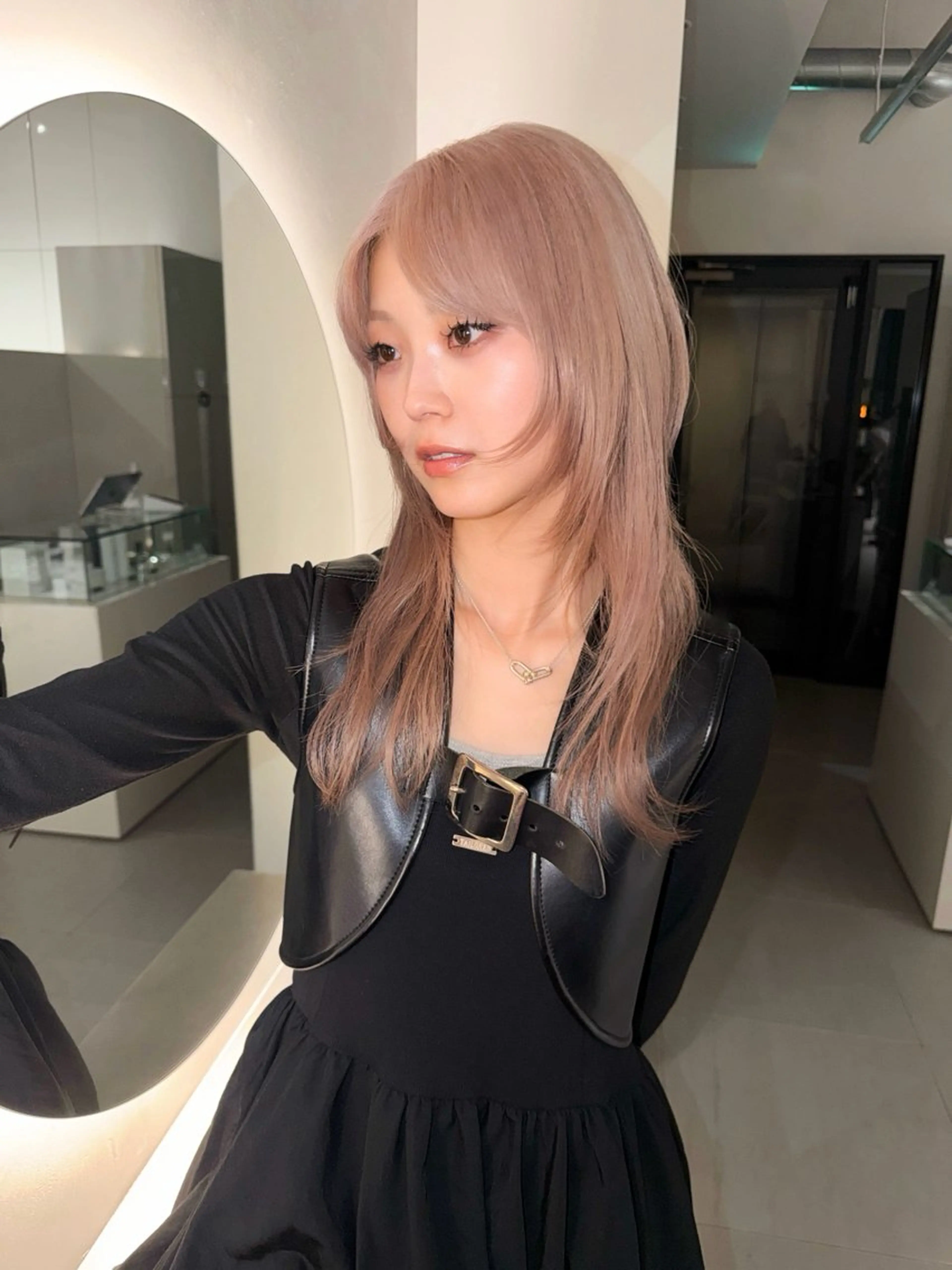 セミロング ヘアカラー SOL/NAGOYA ANNAのヘアスタイル