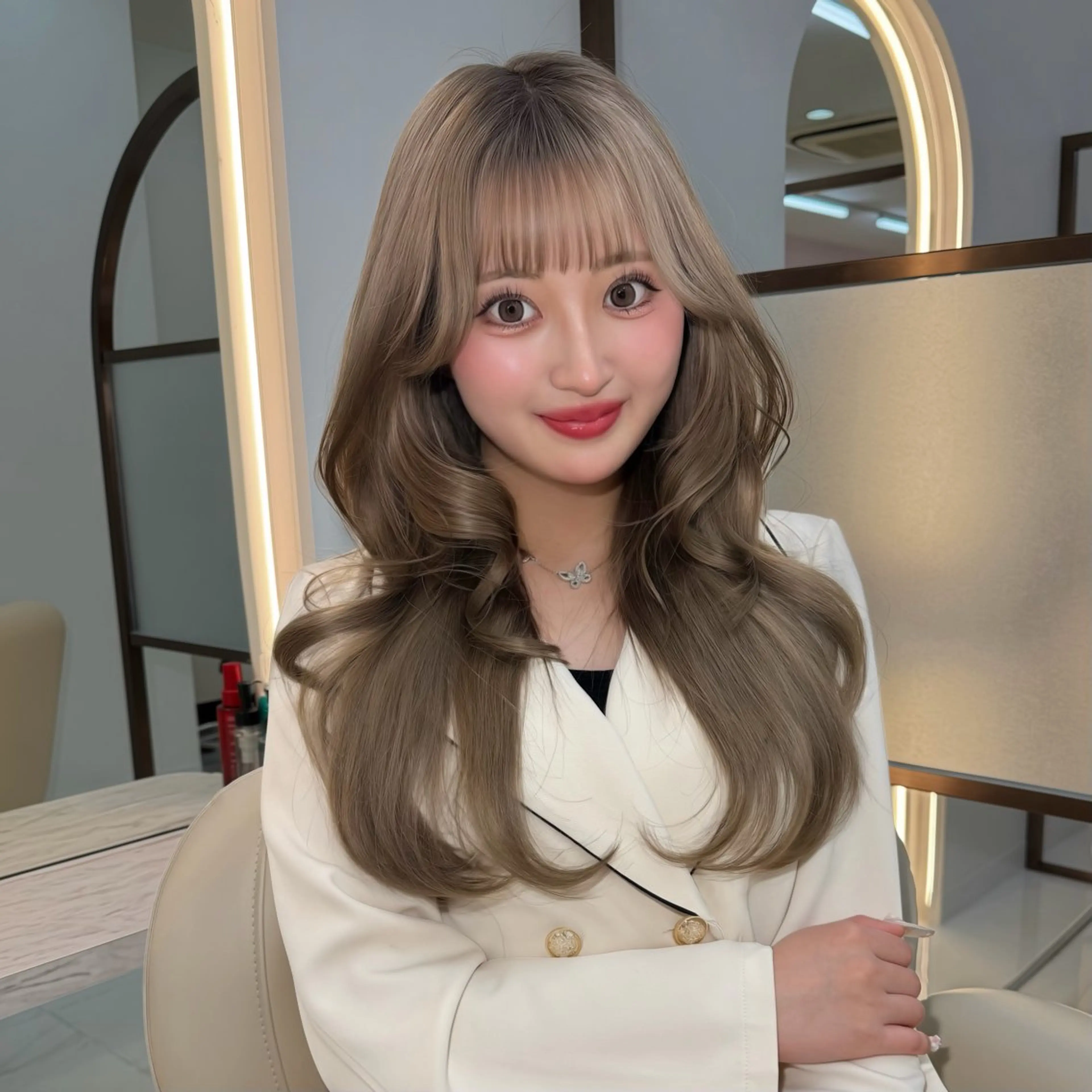 ロング 顔周りカット 韓国風ヘア レイヤーカット 小顔カット カット ヘアカラー トリートメント 水光カラー/ブリーチ ⛓️京都/凜音のヘアスタイル