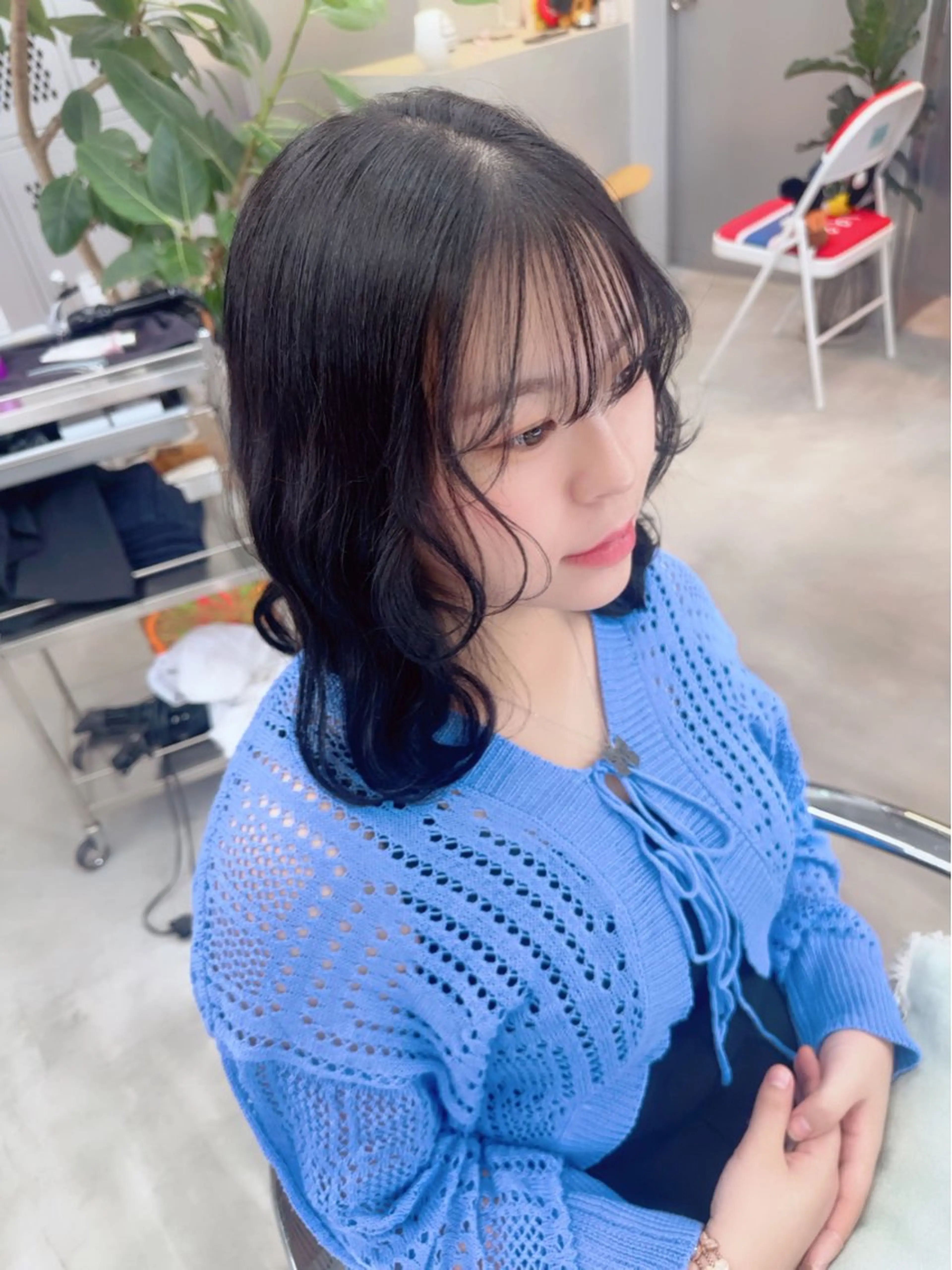 ミディアム カラー カット ヘアカラー トリートメント 岡野 静華のヘアスタイル