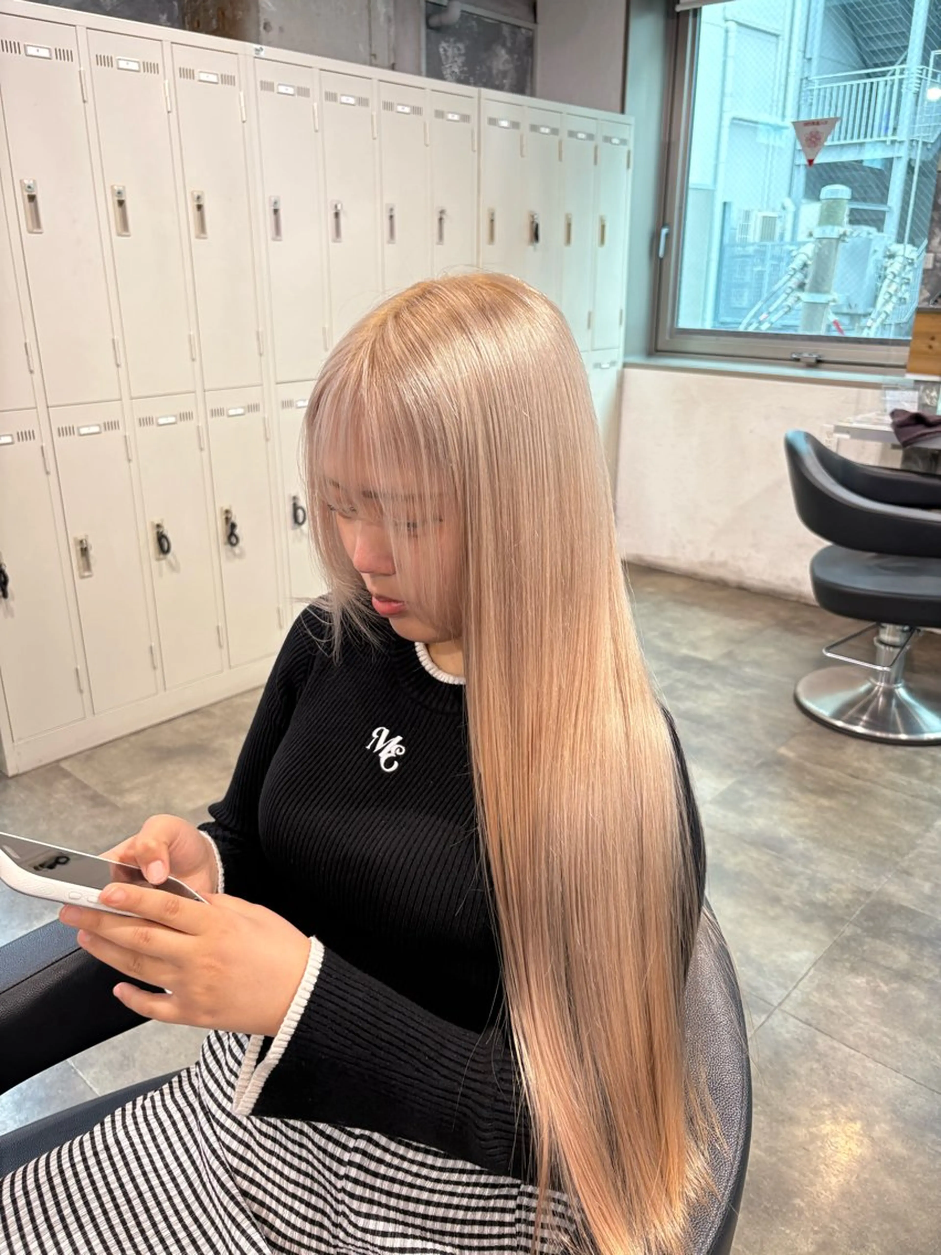 ロング カラー ヘアカラー ハイトーン 横浜💞ミオのヘアスタイル