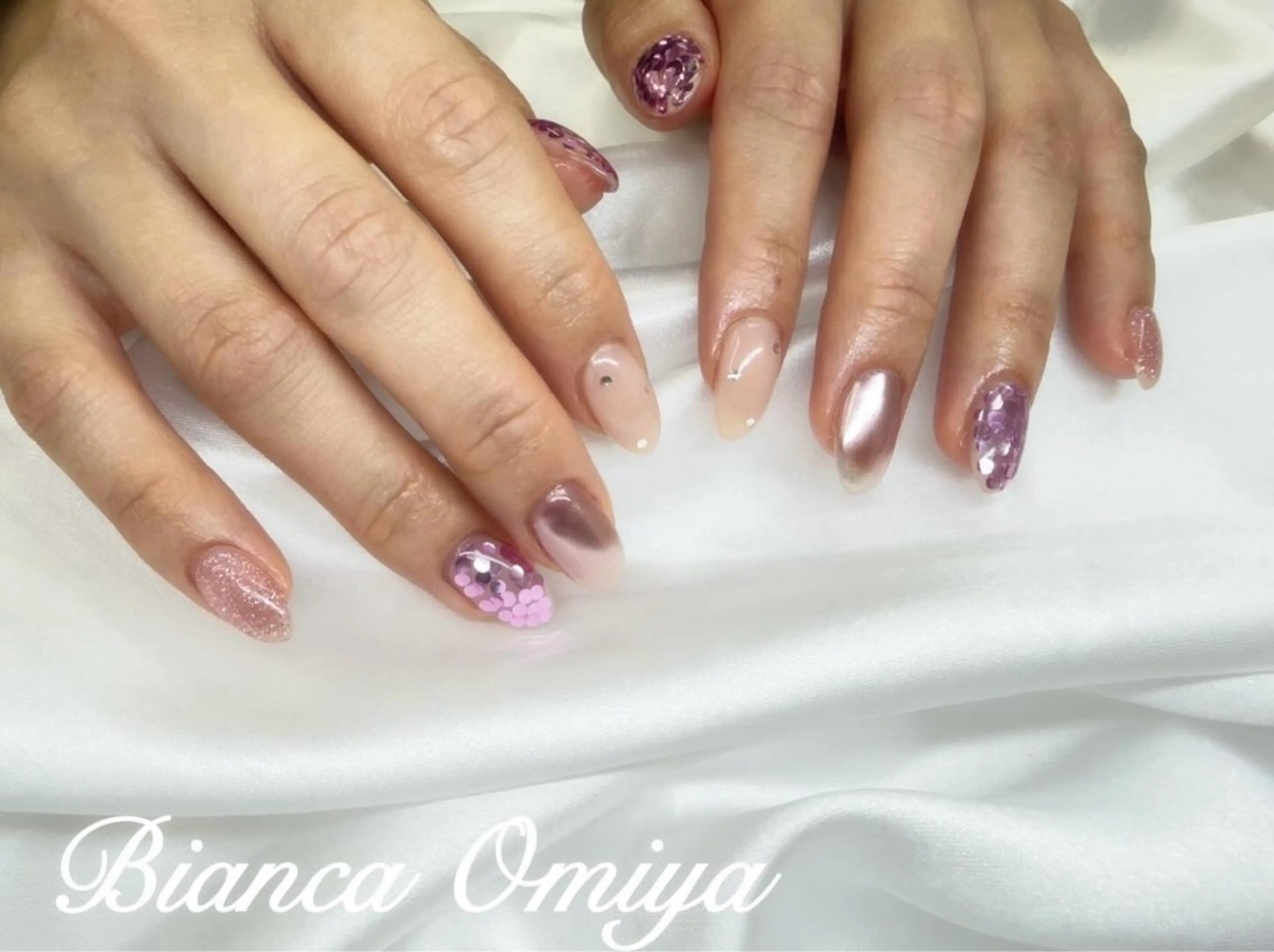 ネイル フラッシュネイル フレンチネイル ジェルネイル グラデーション マグネットネイル 岩松 沙耶のネイルデザイン