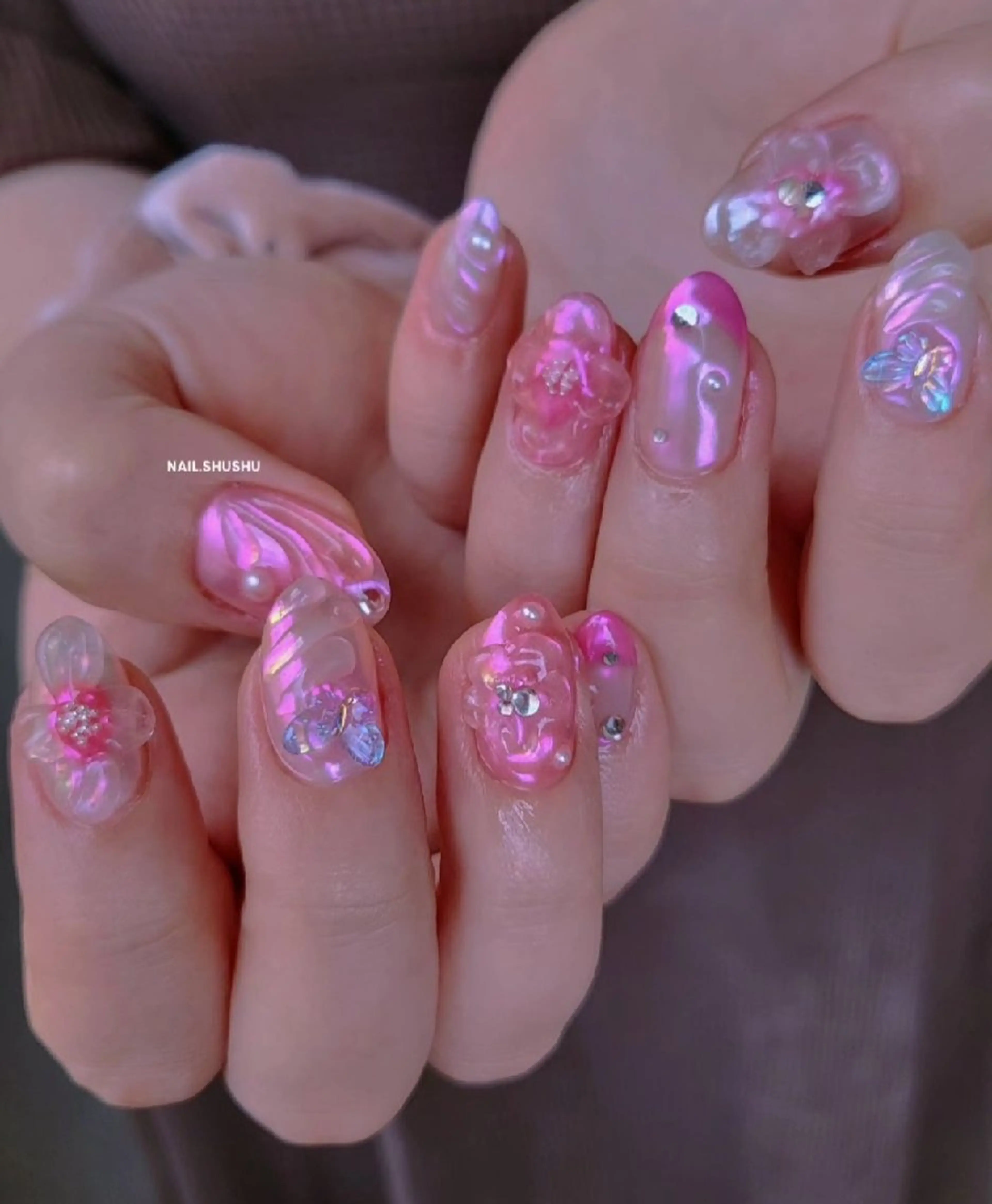 ネイル 3dパーツ/流行り 👧shushu❤️のネイルデザイン