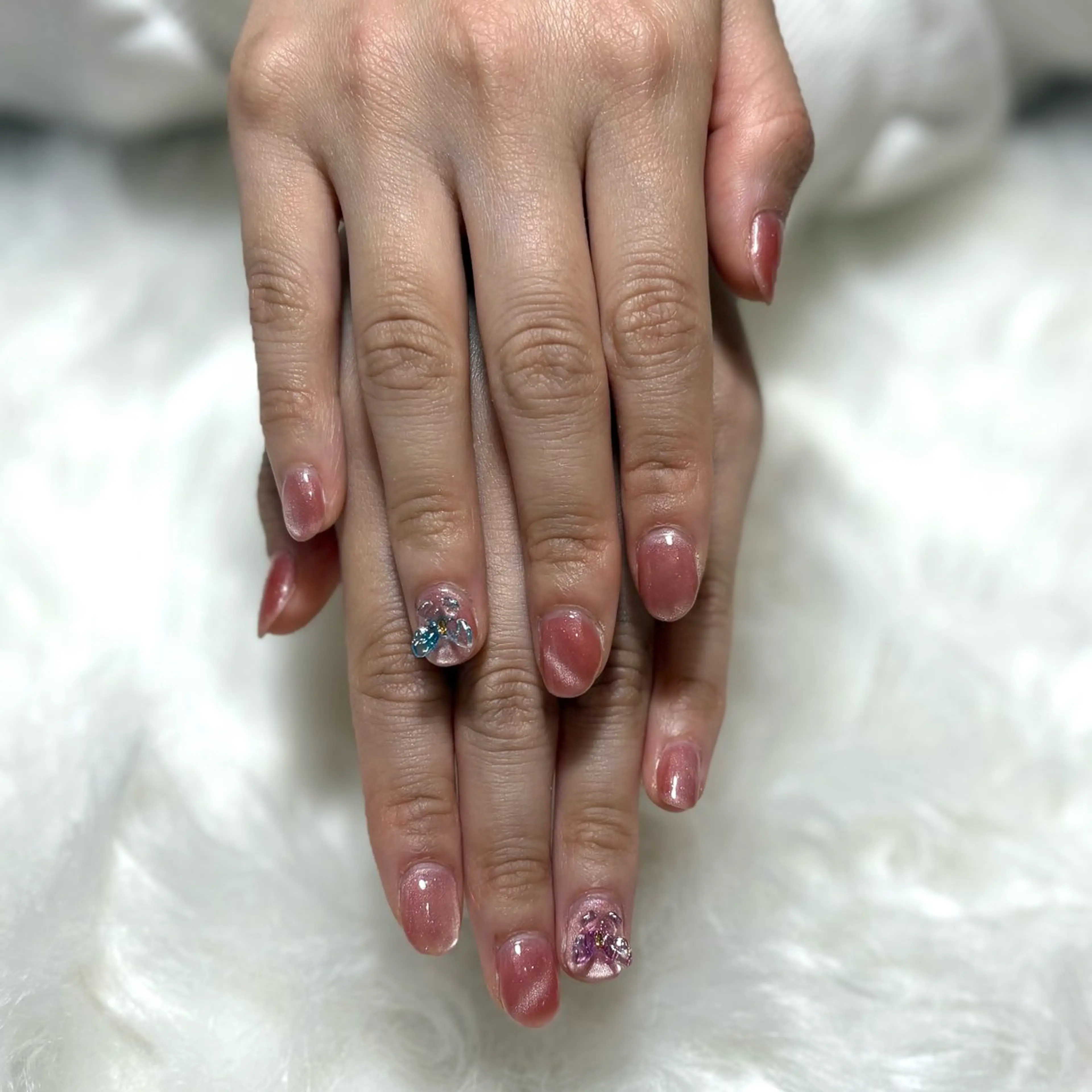 ネイル ハンドネイル WHITE NAIL 鳳店AYUMIのネイルデザイン