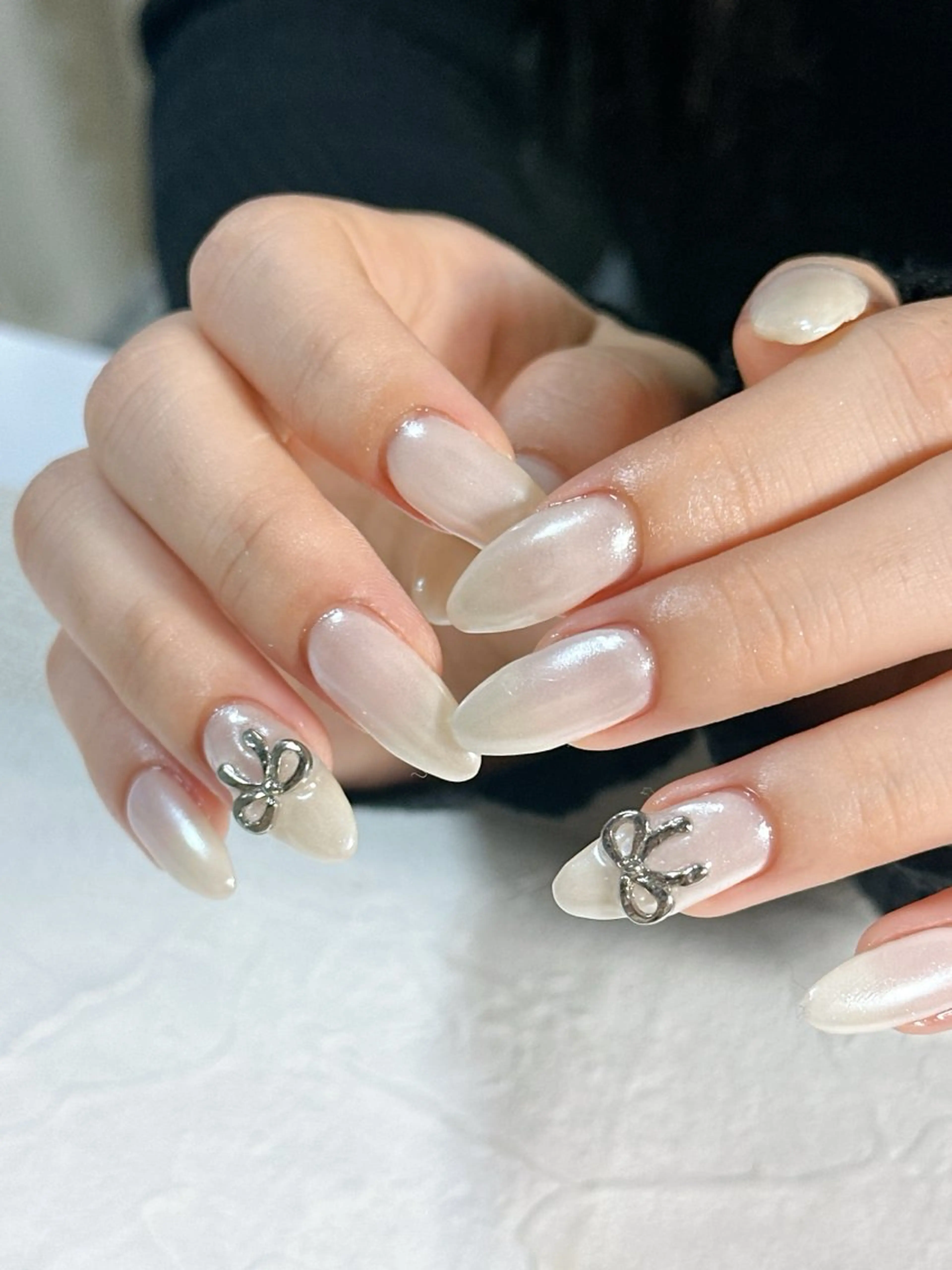 ネイル オーロラネイル フットネイル フレンチネイル ジェルネイル マグネットネイル kiki nail たまプラーザのネイルデザイン