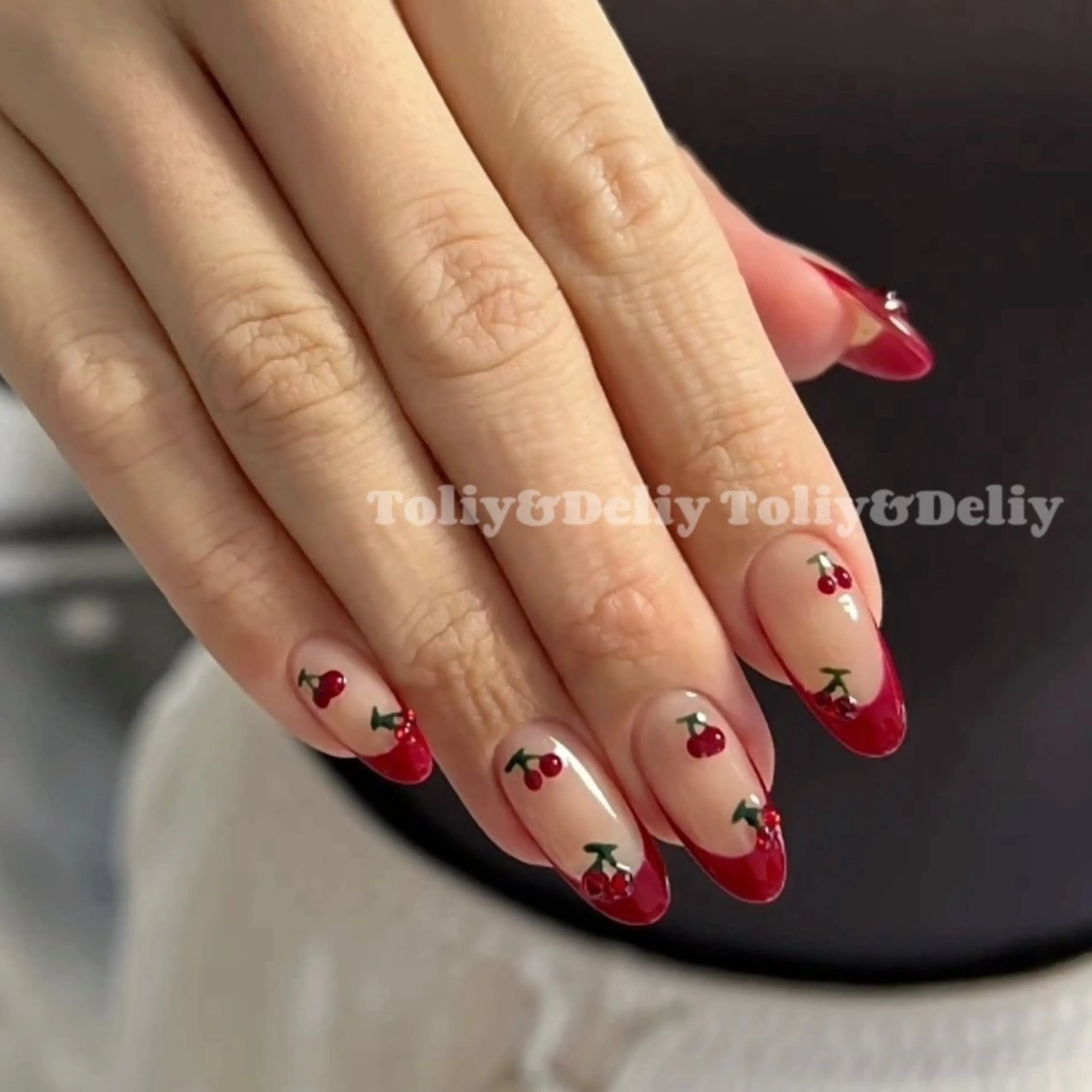 ネイル 持ち込み ToliyDeliy Nail Salonのネイルデザイン