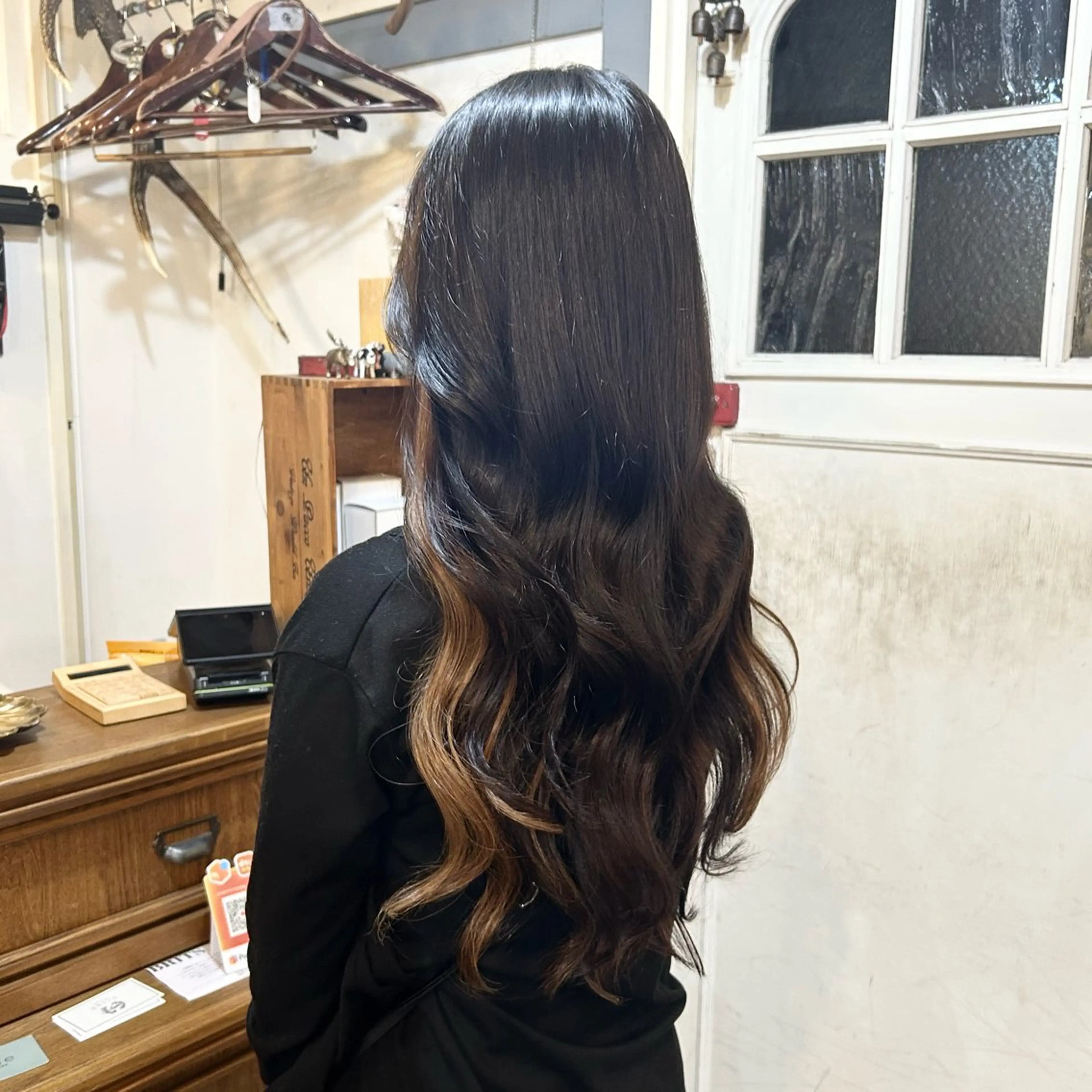 エクステ BRITS 渡辺 菜々子のヘアスタイル