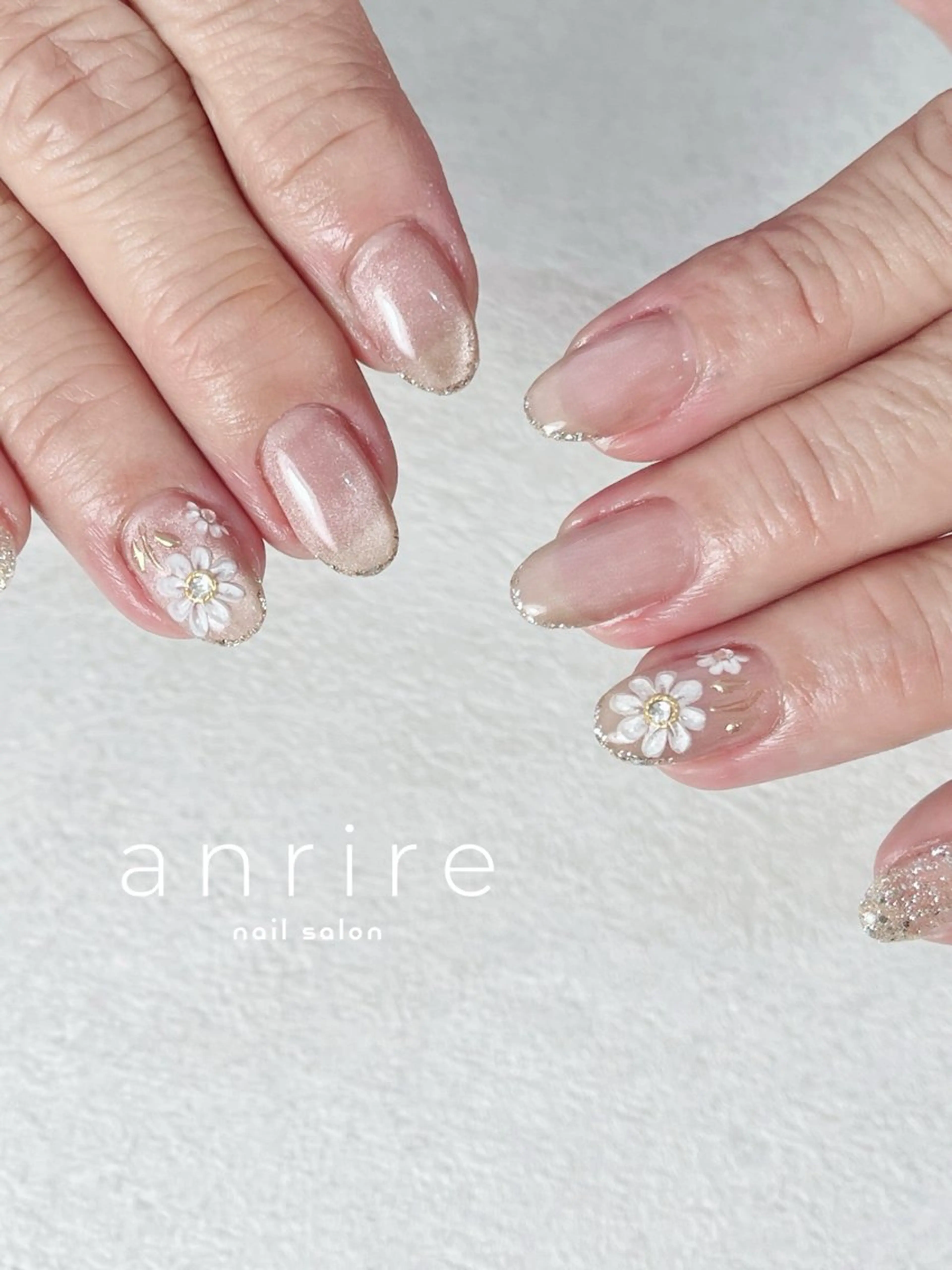 ネイル フラワーネイル ジェルネイル キラキラネイル ラメ(グリッター) マグネットネイル nailsalon anrireのネイルデザイン