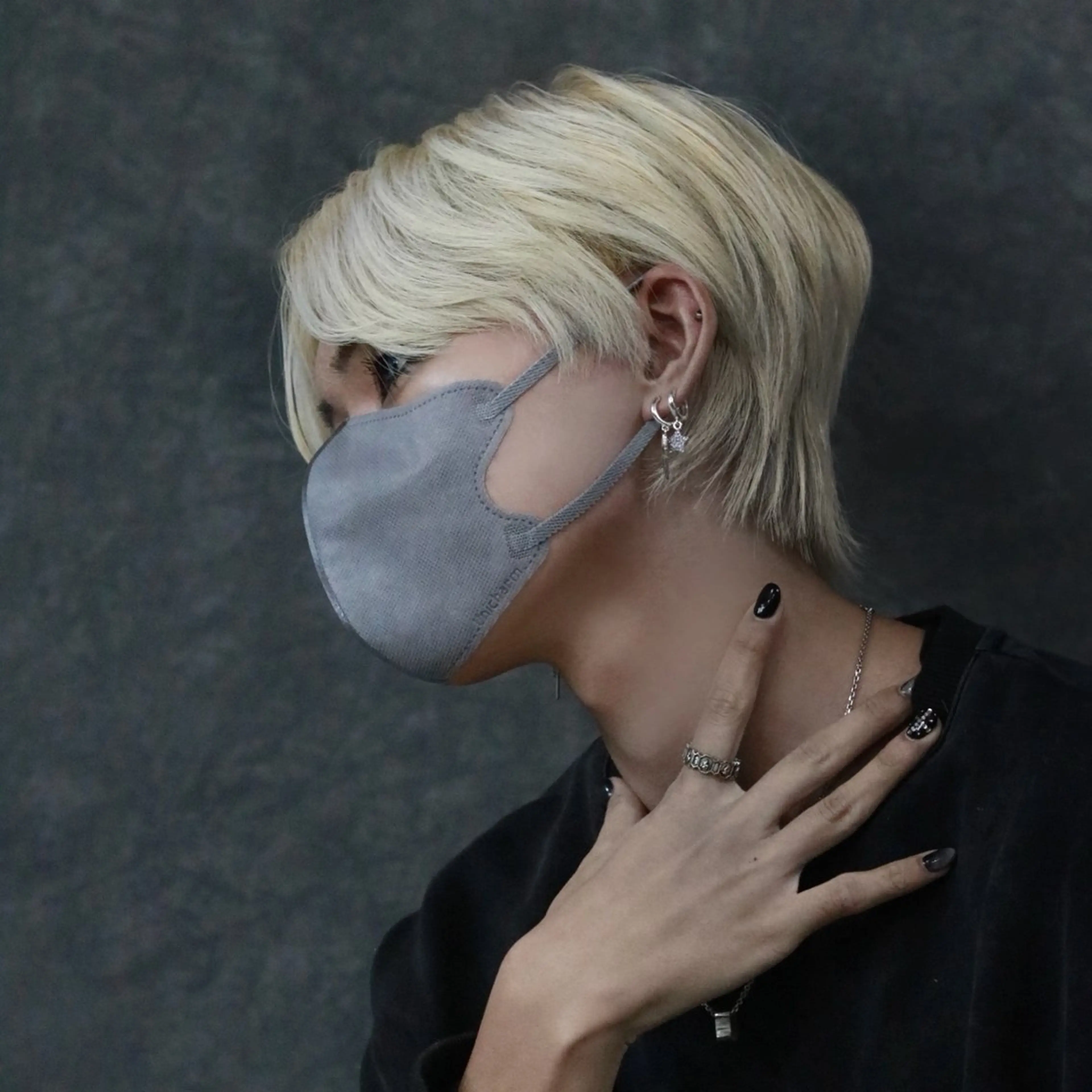 【🎗️垢抜けハイトーン🎗️】デザインカット＋ブリーチ1回＋カラー［メンズ/ハイトーン］の写真