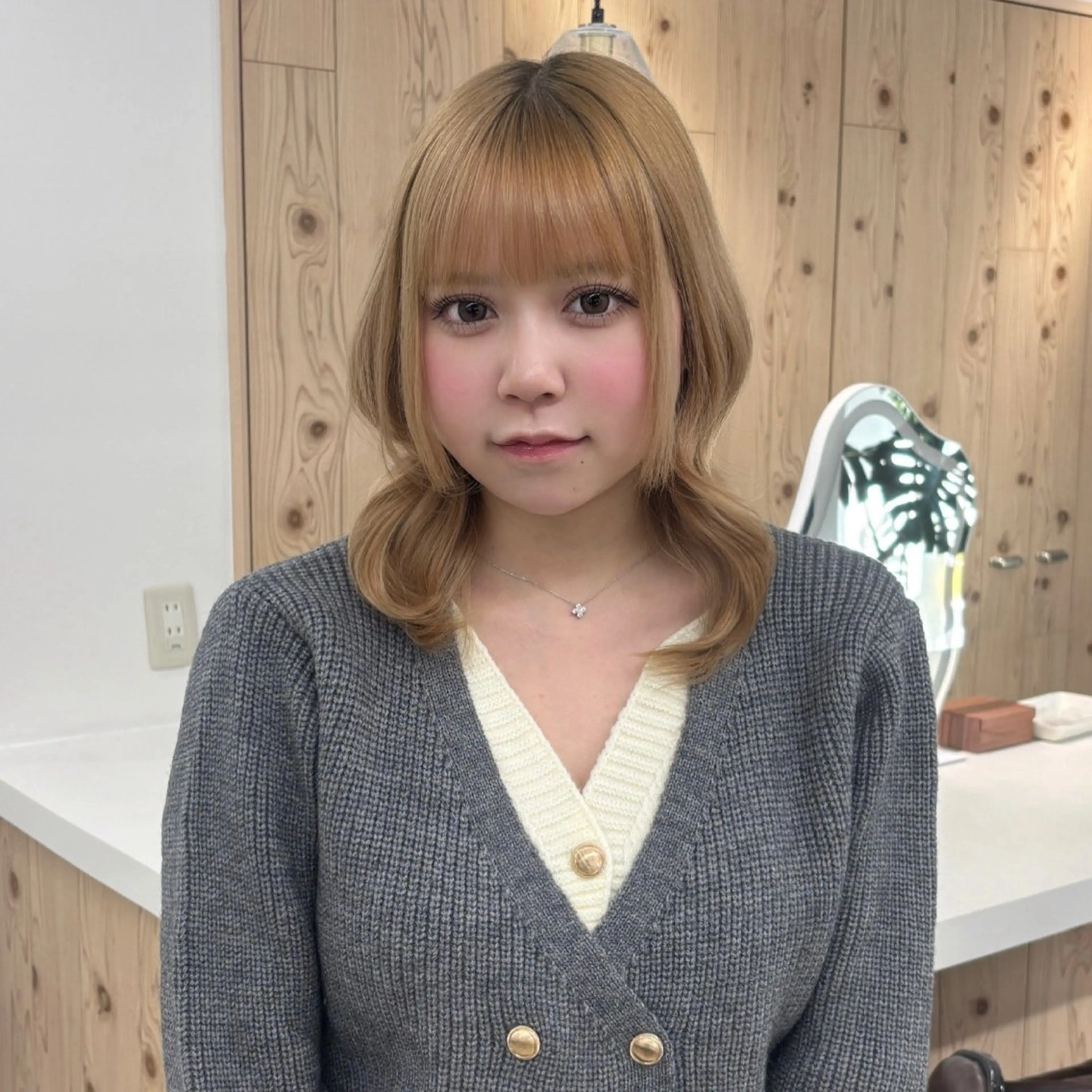 ミディアム カラー 艶髪／韓国ヘア🎀 Kanon︎︎⁺.のヘアスタイル