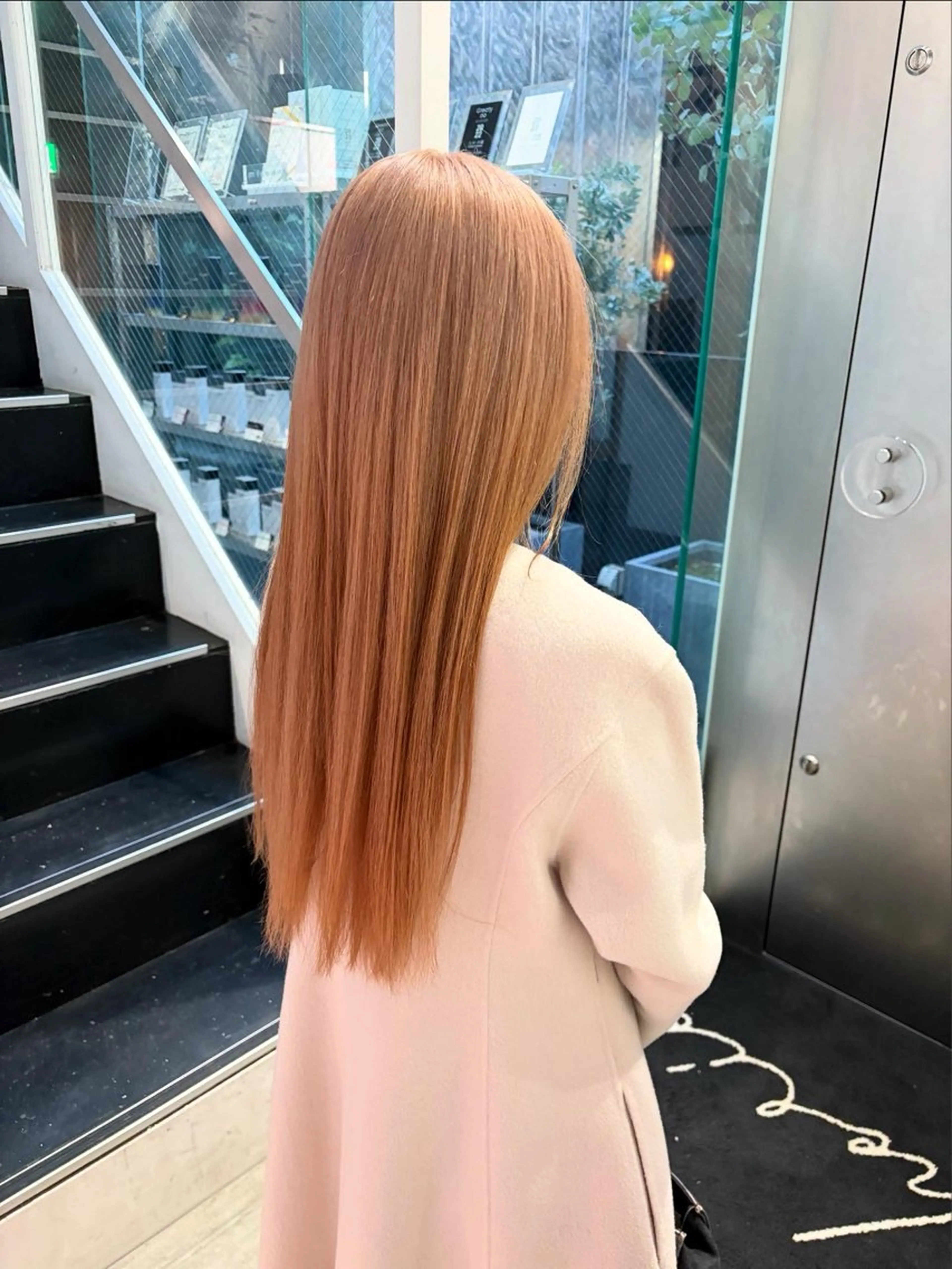 ロング カラー ベージュカラー ブリーチ ダブルカラー ヘアカラー トリートメント インナーカラー/天神 ブリーチ/吉田のヘアスタイル