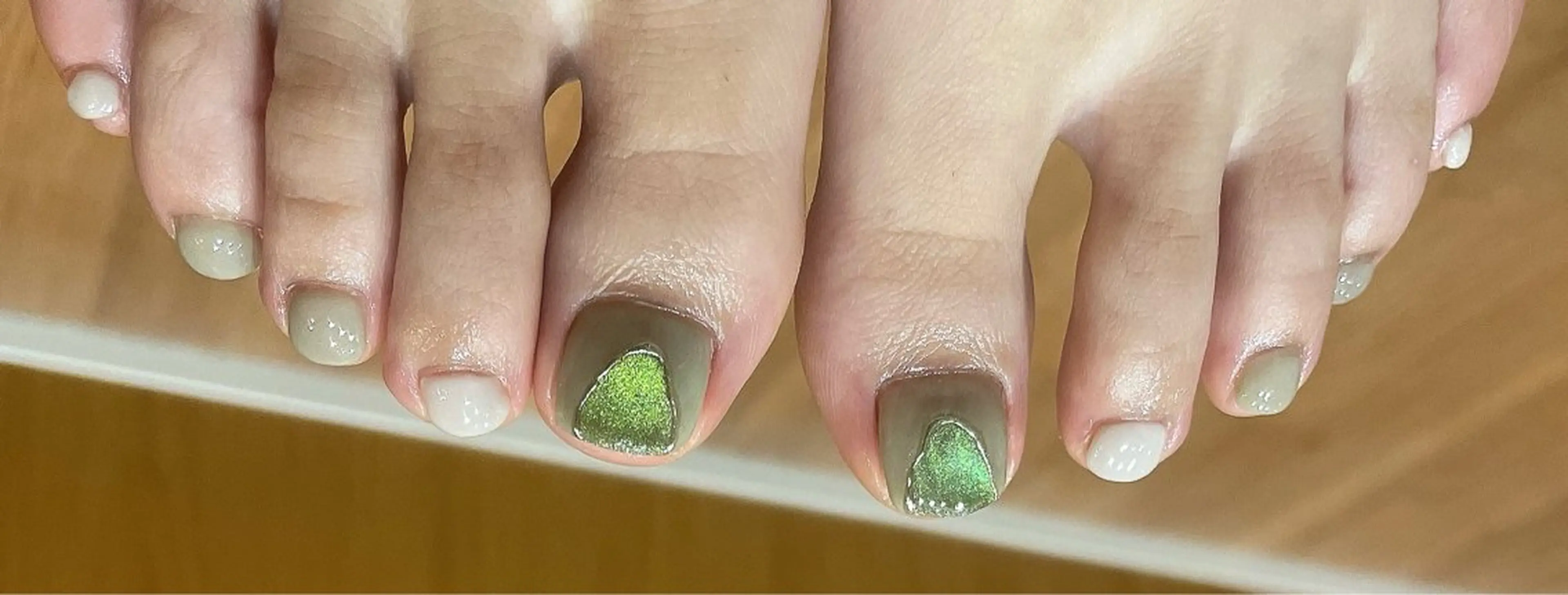 ネイル フットネイル liberté所属・liberté🫧 新小岩のネイルデザイン