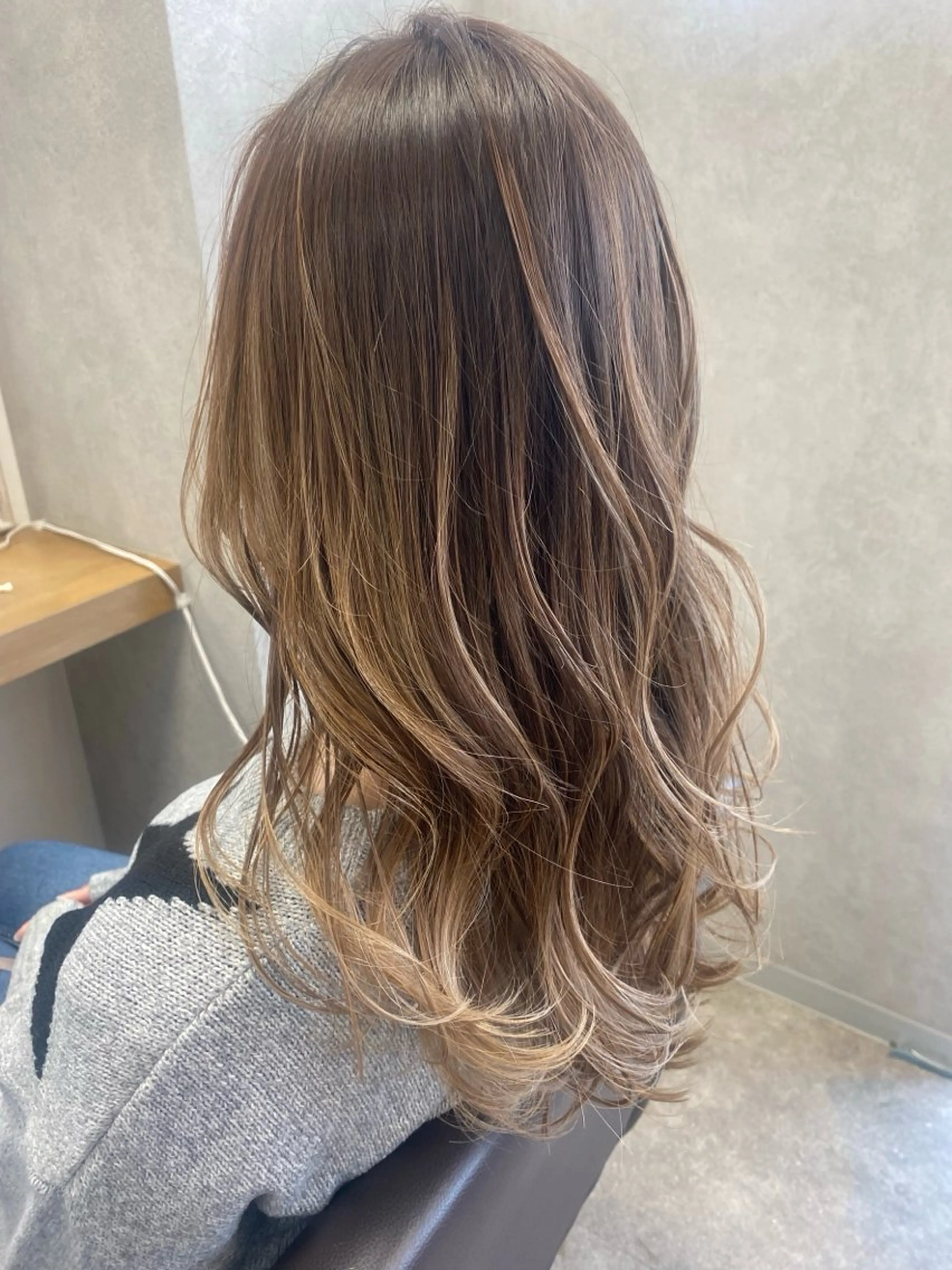 ロング カラー 🦖透明感カラー 🦖三橋広空のヘアスタイル