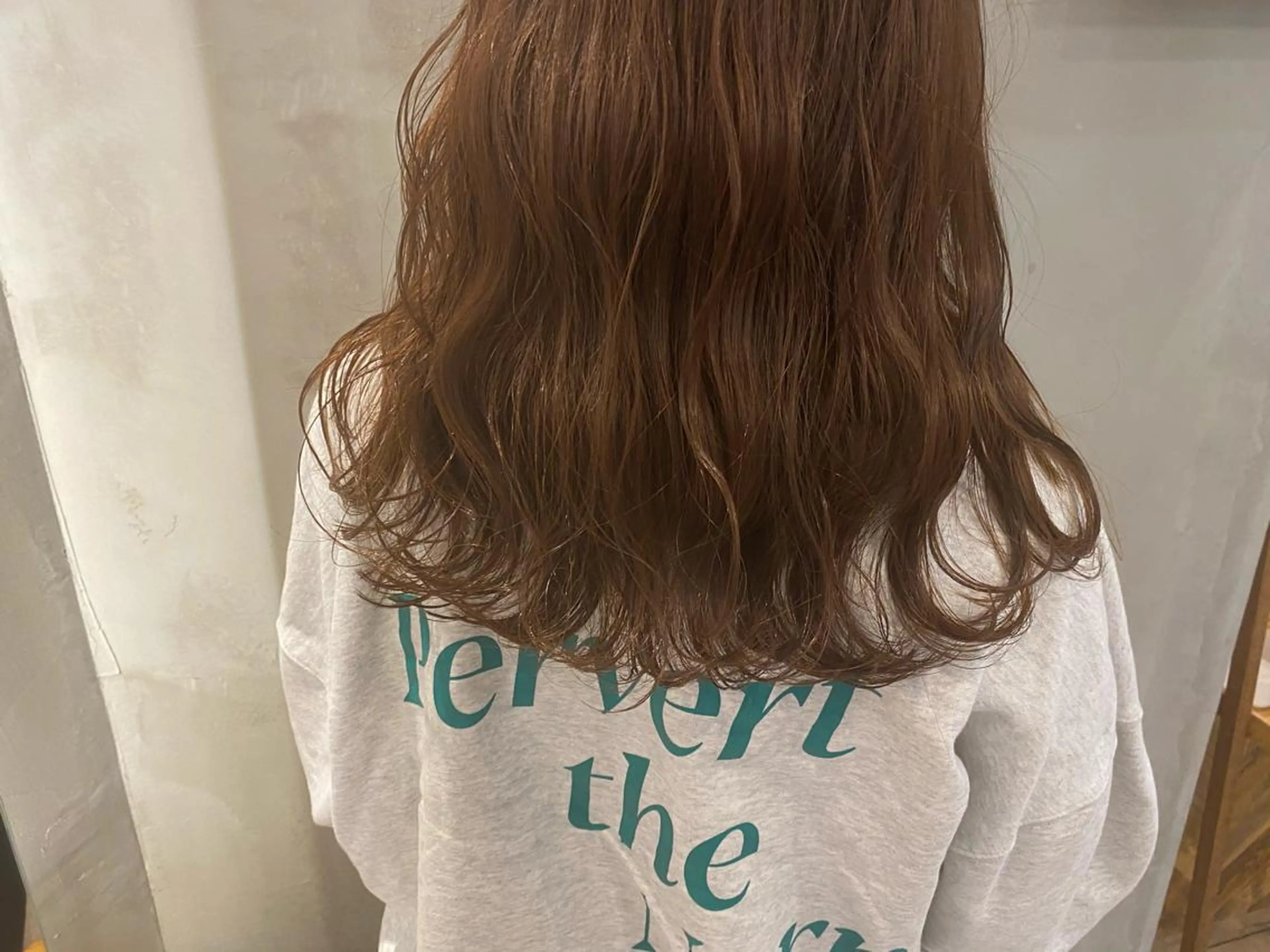 ミディアム ヘアカラー トリートメント 新宿/顔周りカット +レイヤー=しずく♩のヘアスタイル
