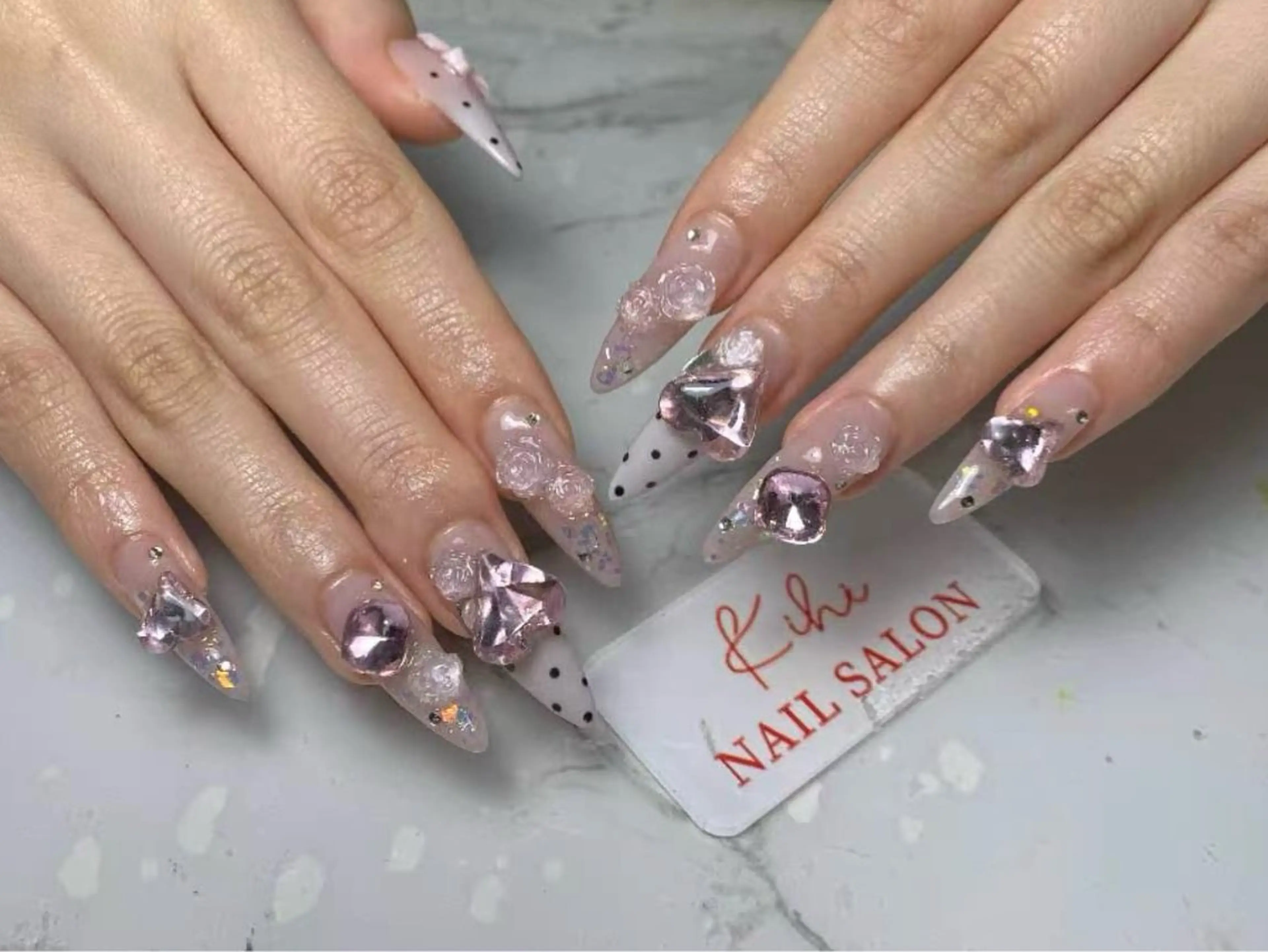 ネイル アートネイル フレンチネイル ジェルネイル グラデーション 韓国ネイル ハンドネイル ハンドケア さくら💮💮 【オフ無料】のネイルデザイン