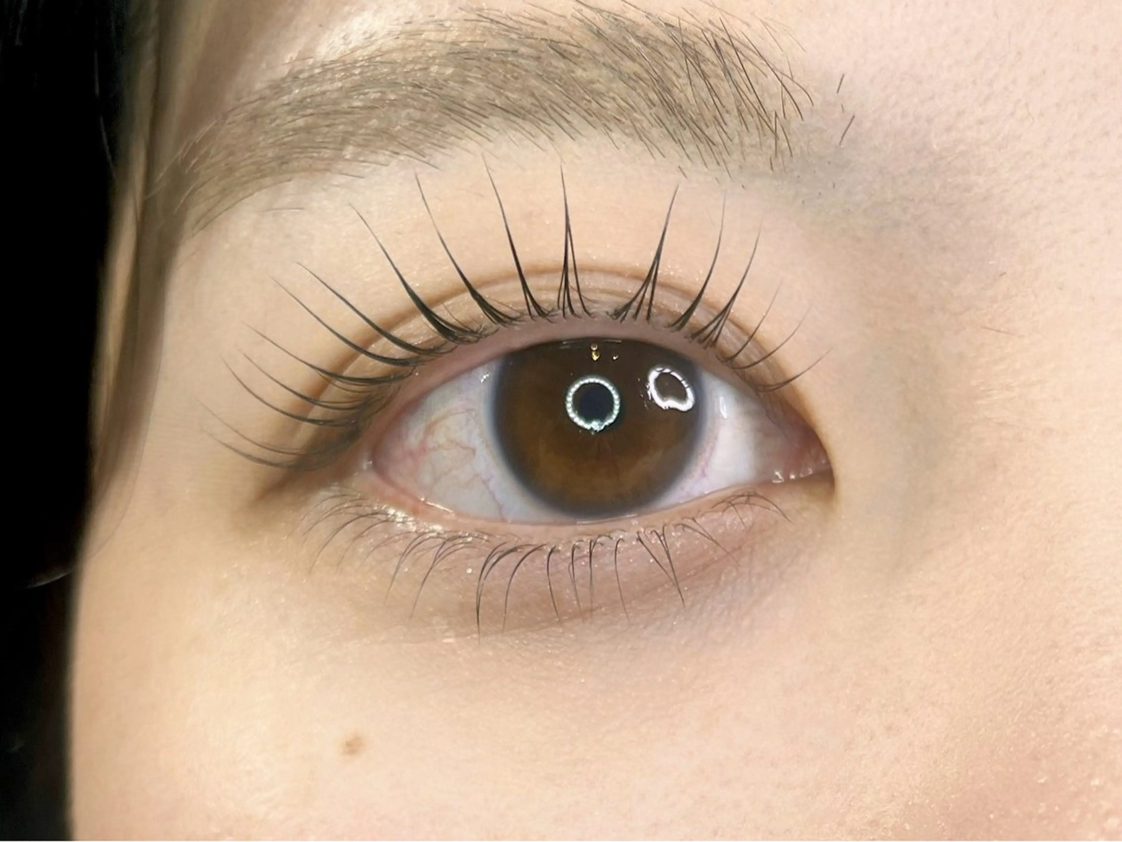 マツエク・マツパ まつげパーマ private salon　Emer所属・Emer よしかわの眉毛・アイブロウイメージ