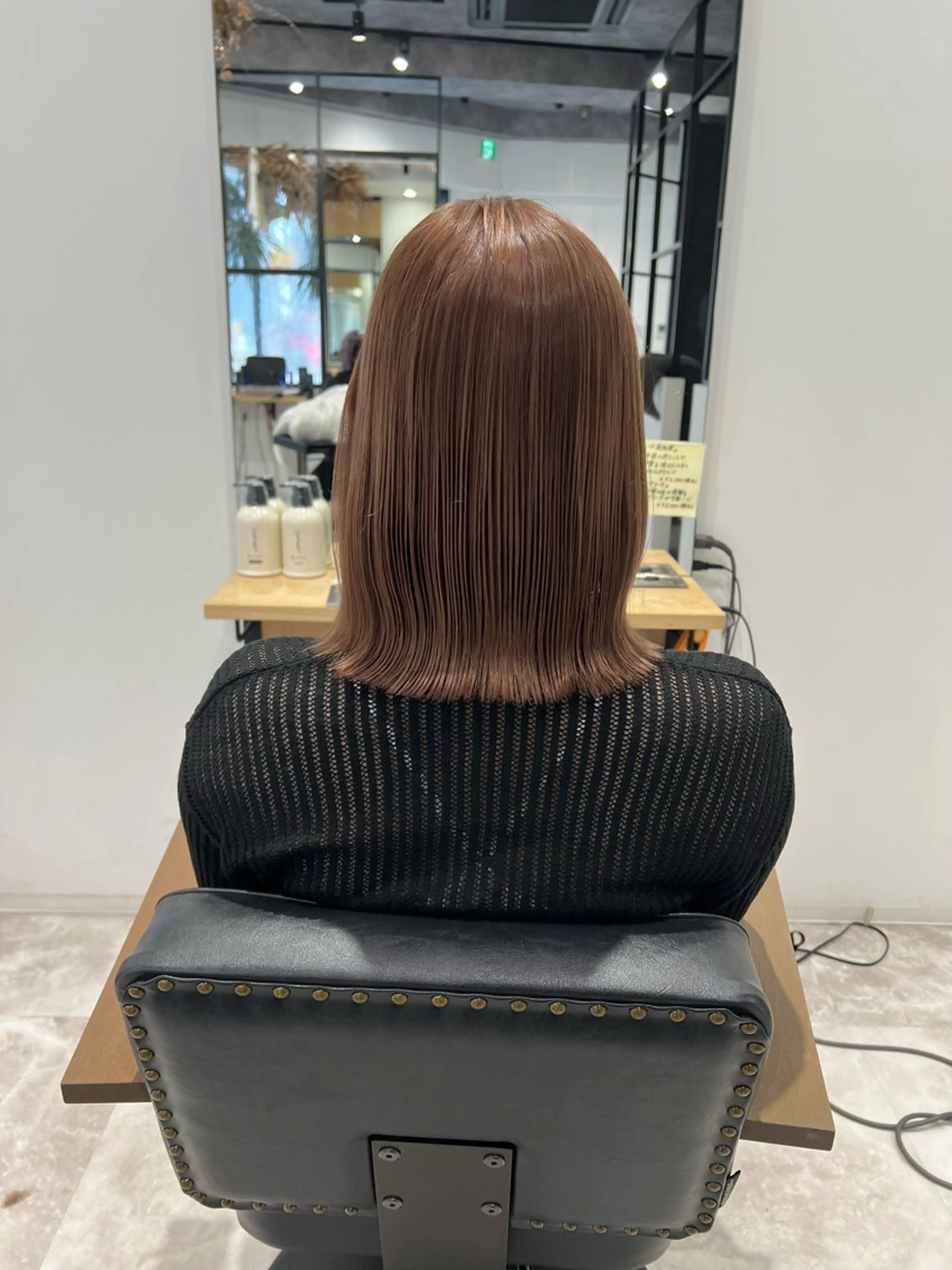 ショート カラー カット ヘアカラー トリートメント 黒阪 なみのヘアスタイル