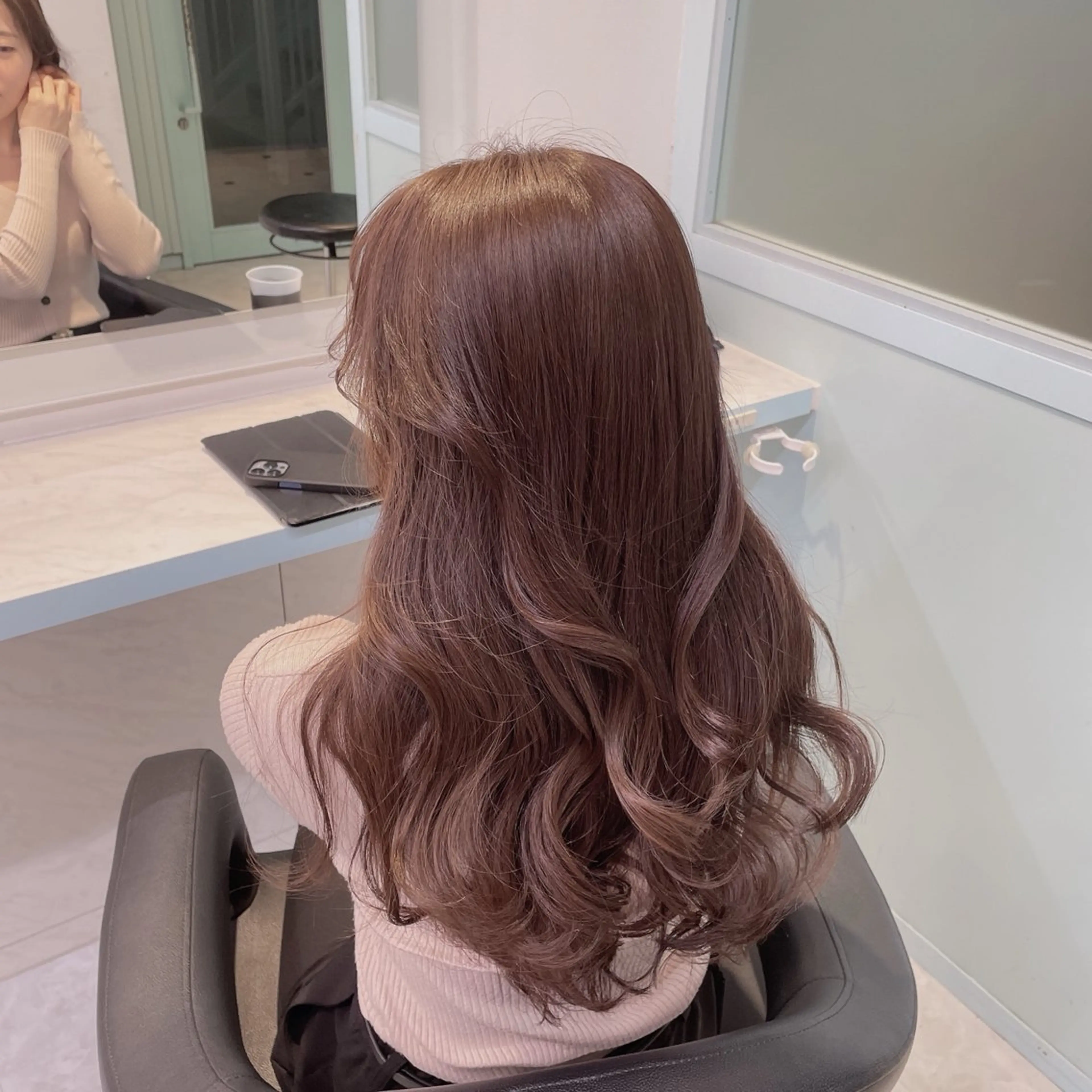 ミディアム ヘアカラー トリートメント 顔周りレイヤー/新宿 /モテ艶カラー/航介のヘアスタイル