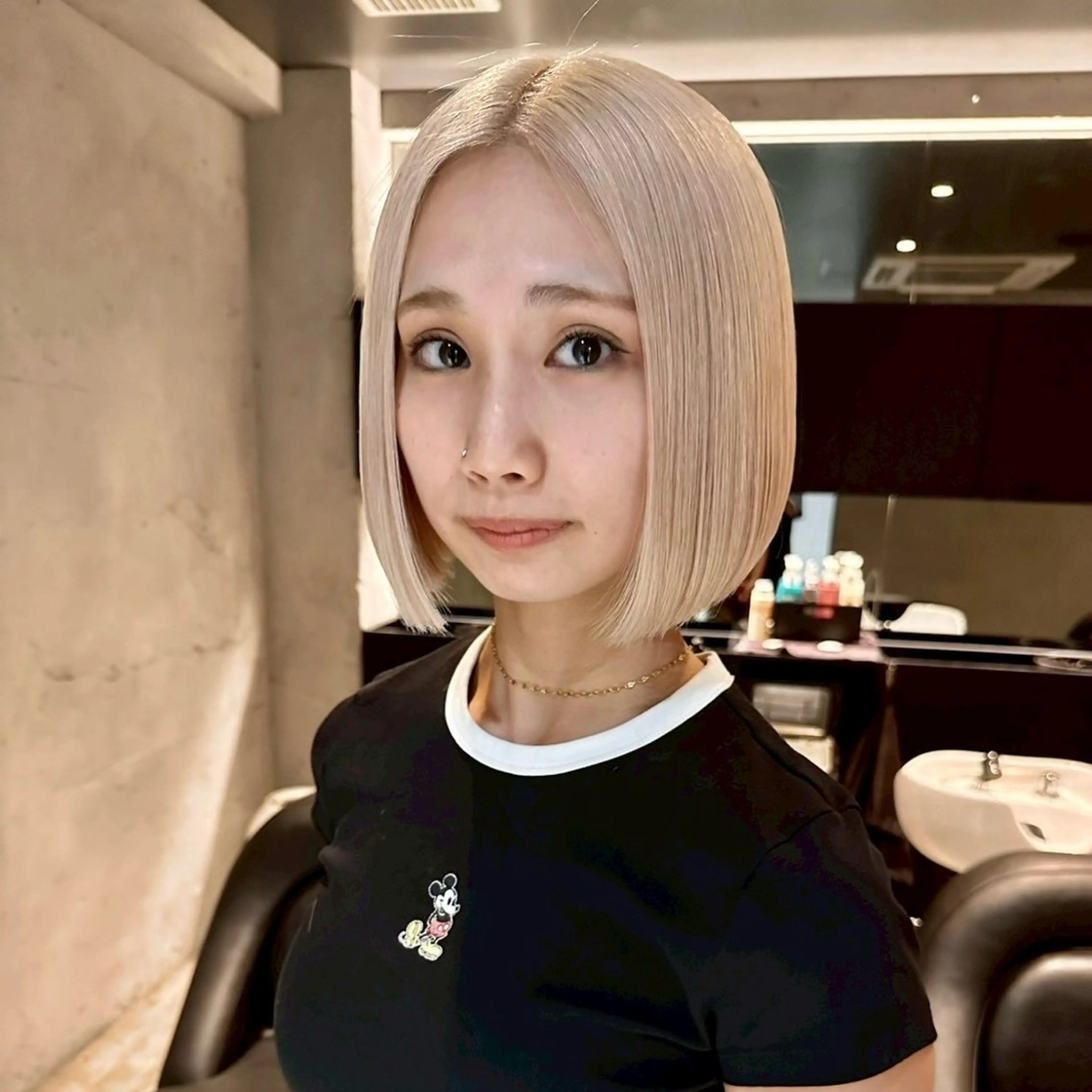 ショート ボブ はなか こうすけのヘアスタイル