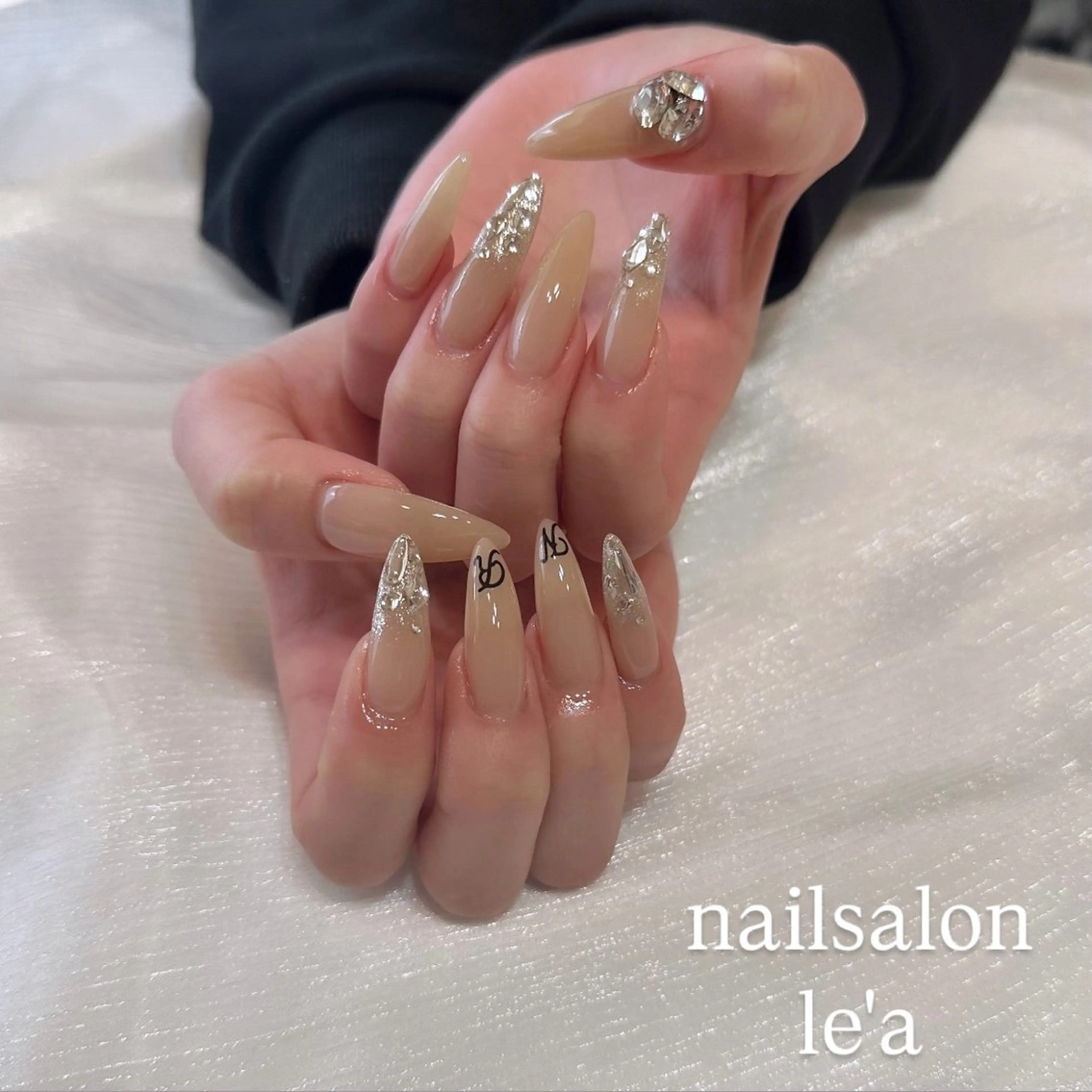 ネイル ハンドネイル nailsalon le'aのネイルデザイン