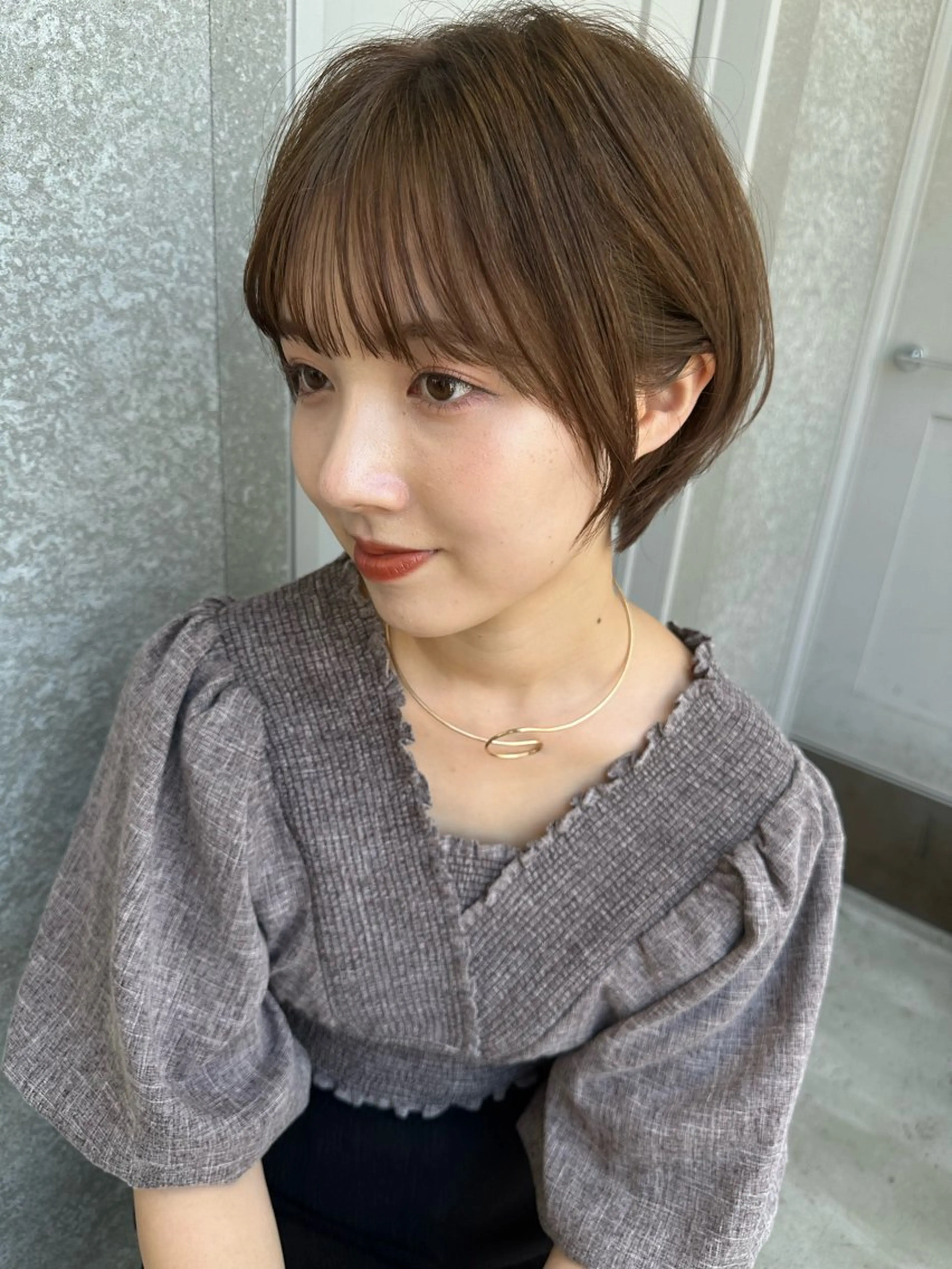 ショート カラー かえ🩶韓国ボブ🎀 透明感カラー🥣のヘアスタイル