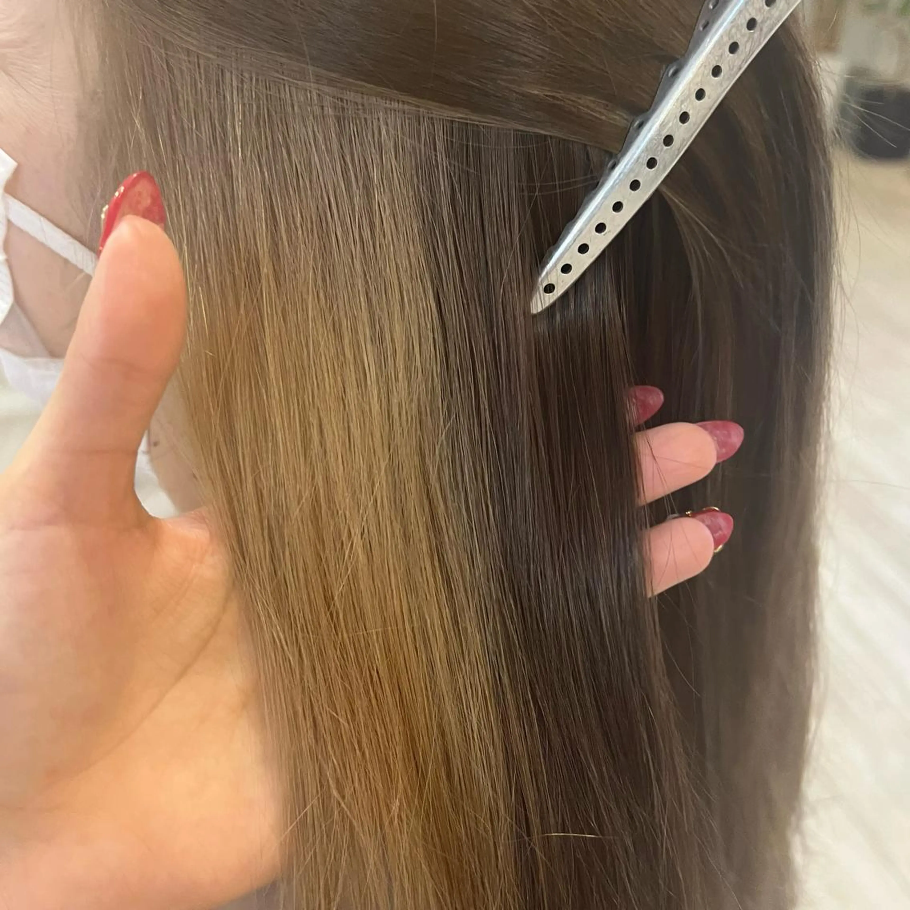 カラー イヤリングカラー 吉田 悠乃のヘアスタイル