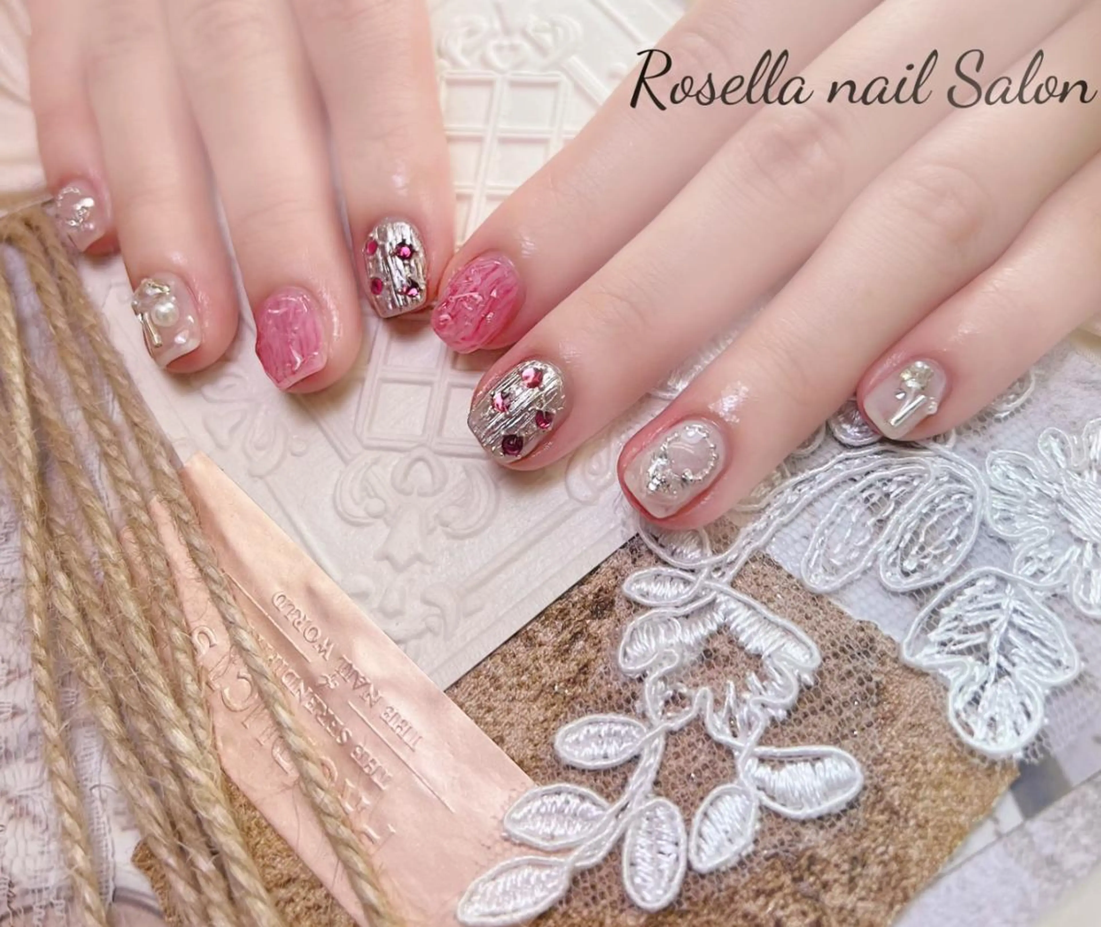 ネイル Rosella Nail Salonのネイルデザイン