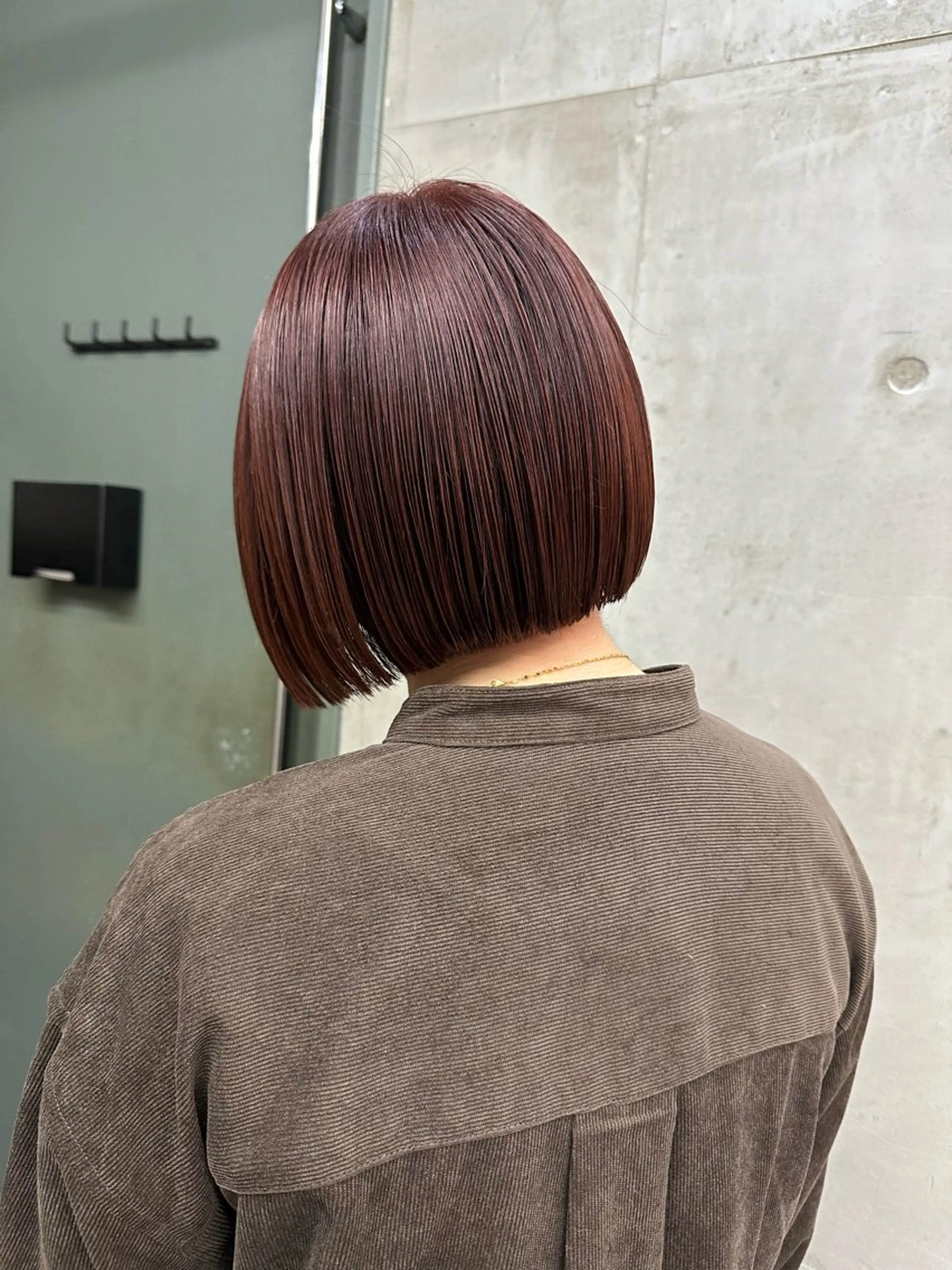ショート カラー SALTWATER AYARIのヘアスタイル