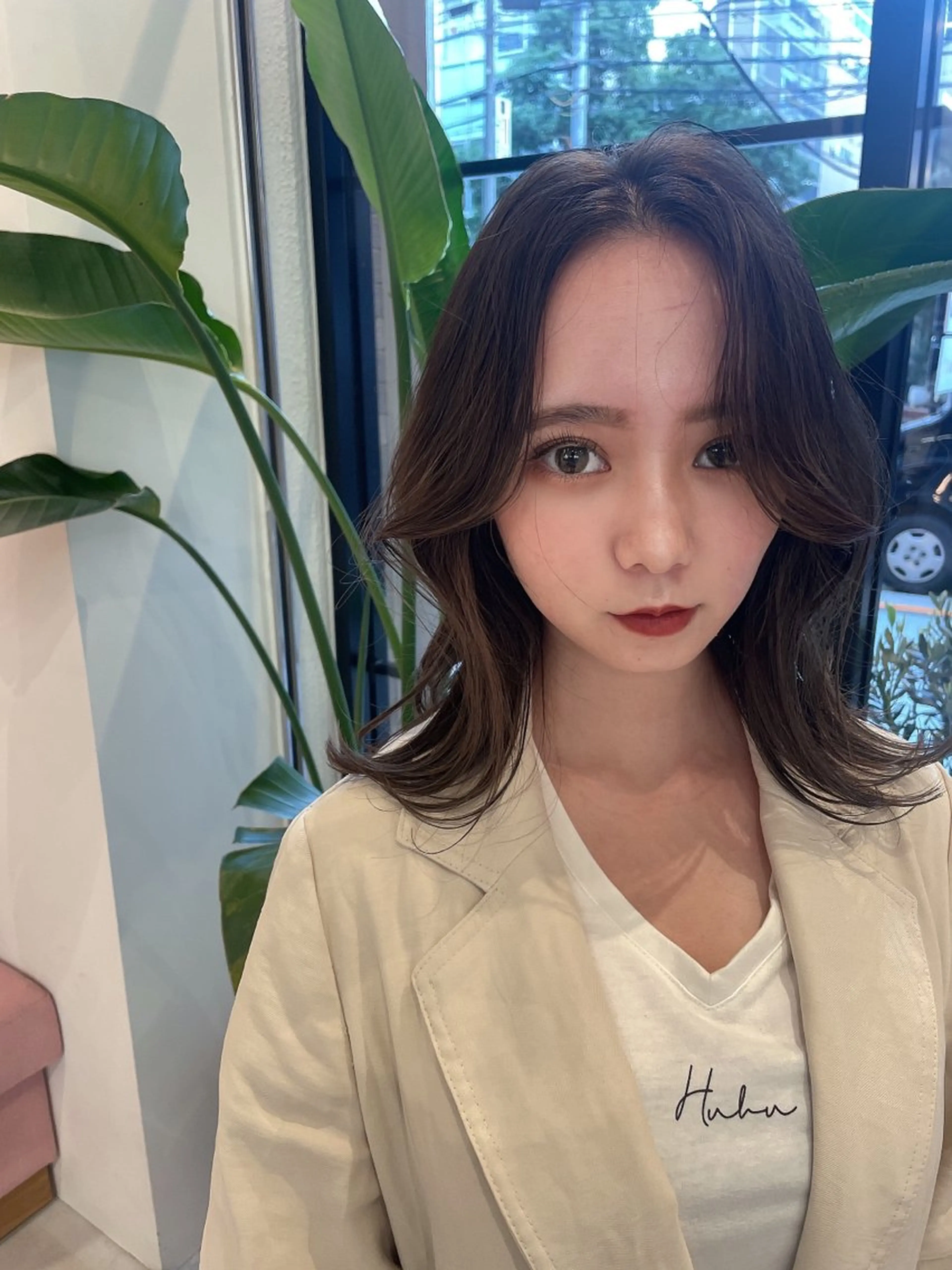 ミディアム 韓国風レイヤーカット 松葉翔のヘアスタイル