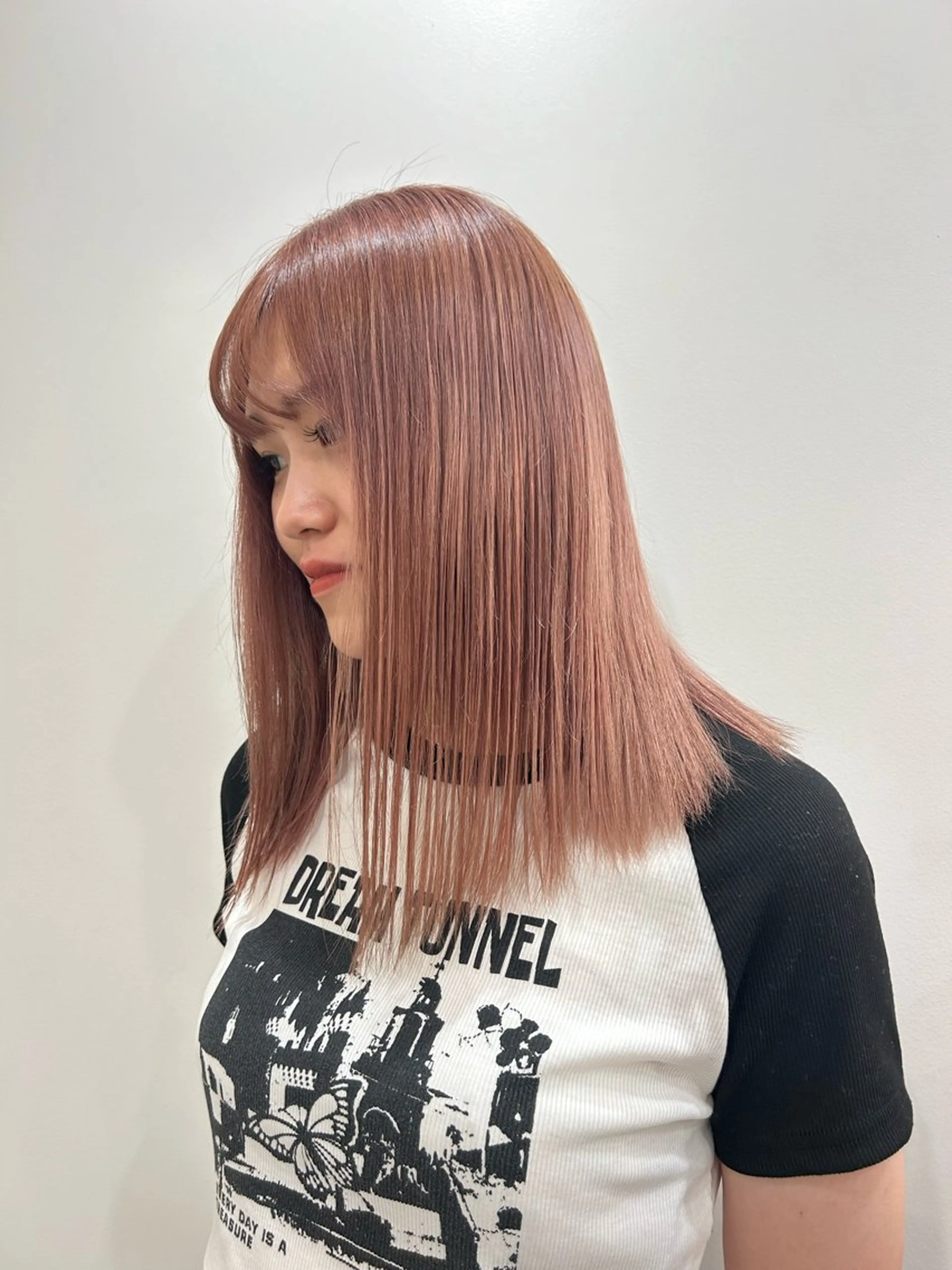 セミロング ヘアカラー hair&eye🎀 /momoKaのヘアスタイル