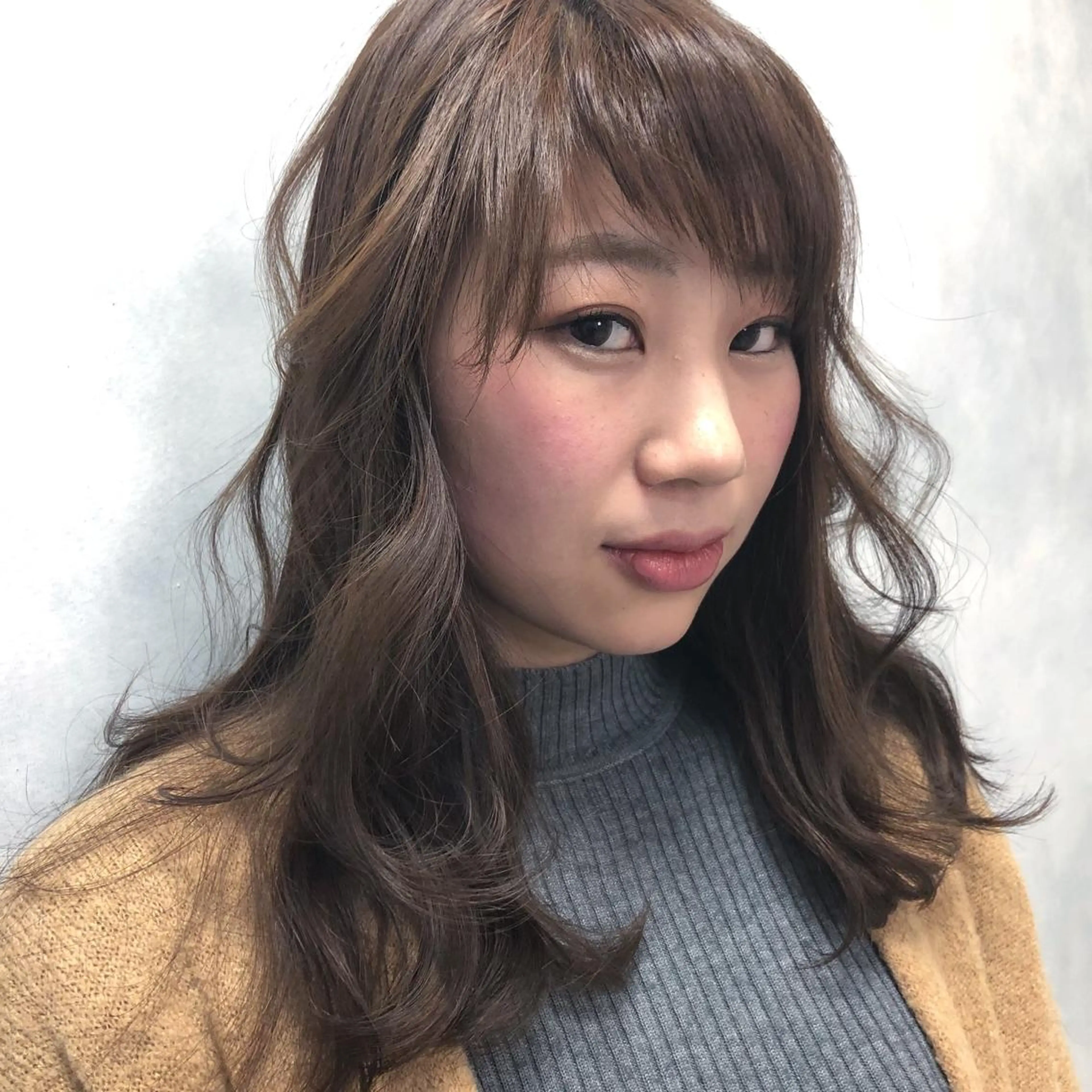 ロング カラー ブラウンカラー ナチュラルブラウン ORIKA 美容室のヘアスタイル