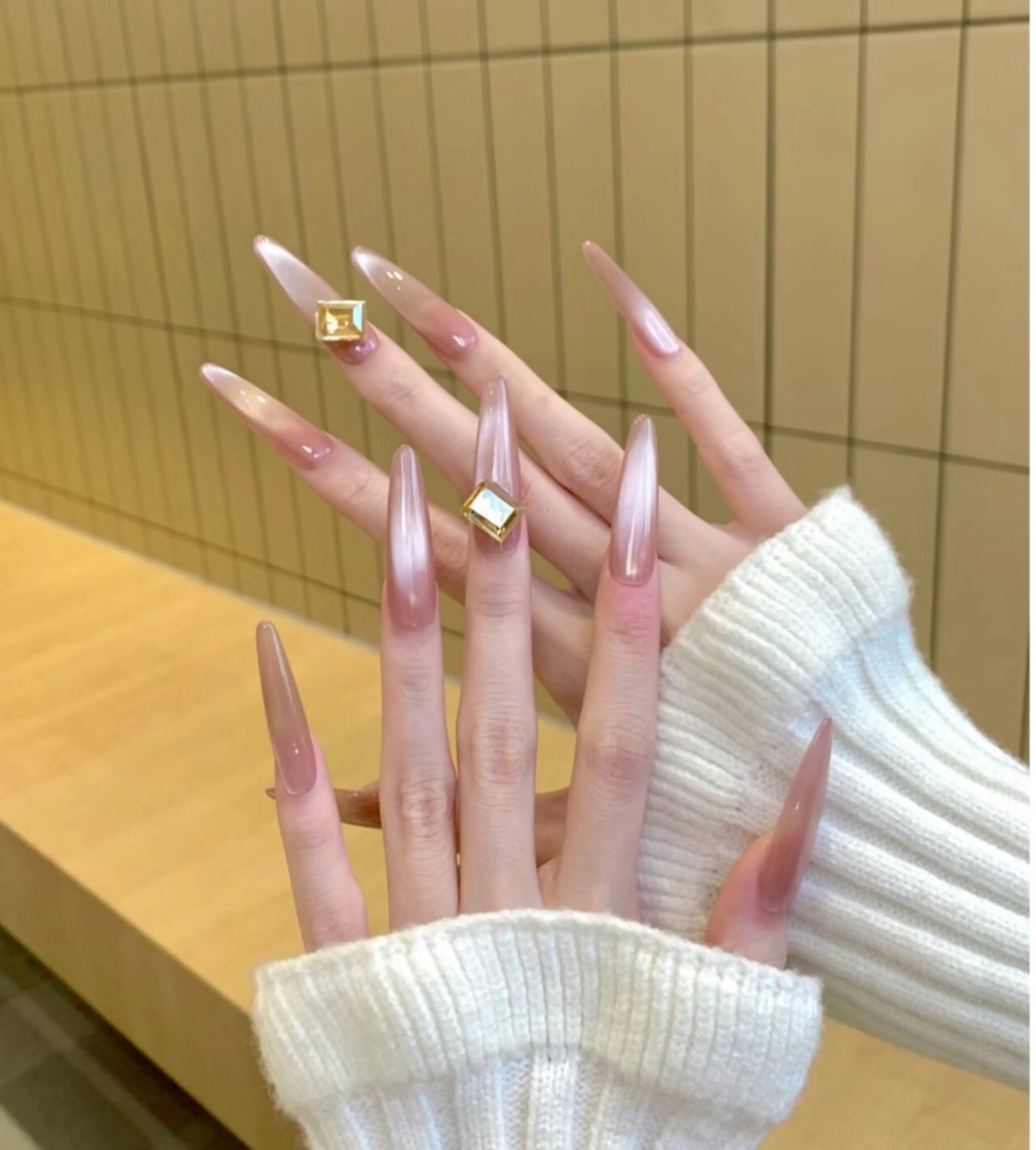 ネイル アートネイル オーロラネイル チークネイル フレンチネイル ガラスフレンチ 🎀🎀YooLi Nail Salonのネイルデザイン