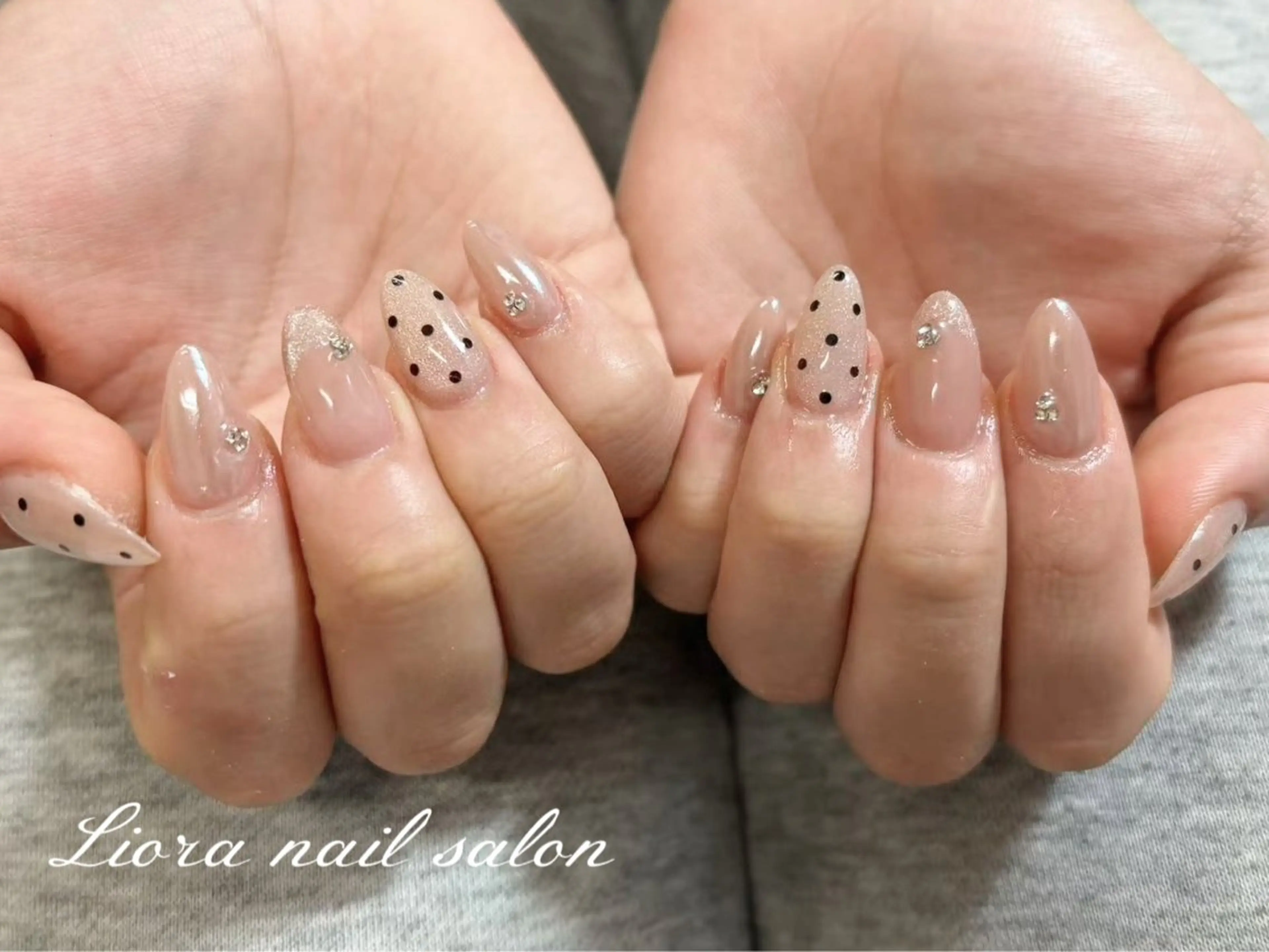 ネイル チークネイル フットネイル フレンチネイル ジェルネイル ガーリー ハンドネイル Liora nail スカルプ専門店のネイルデザイン