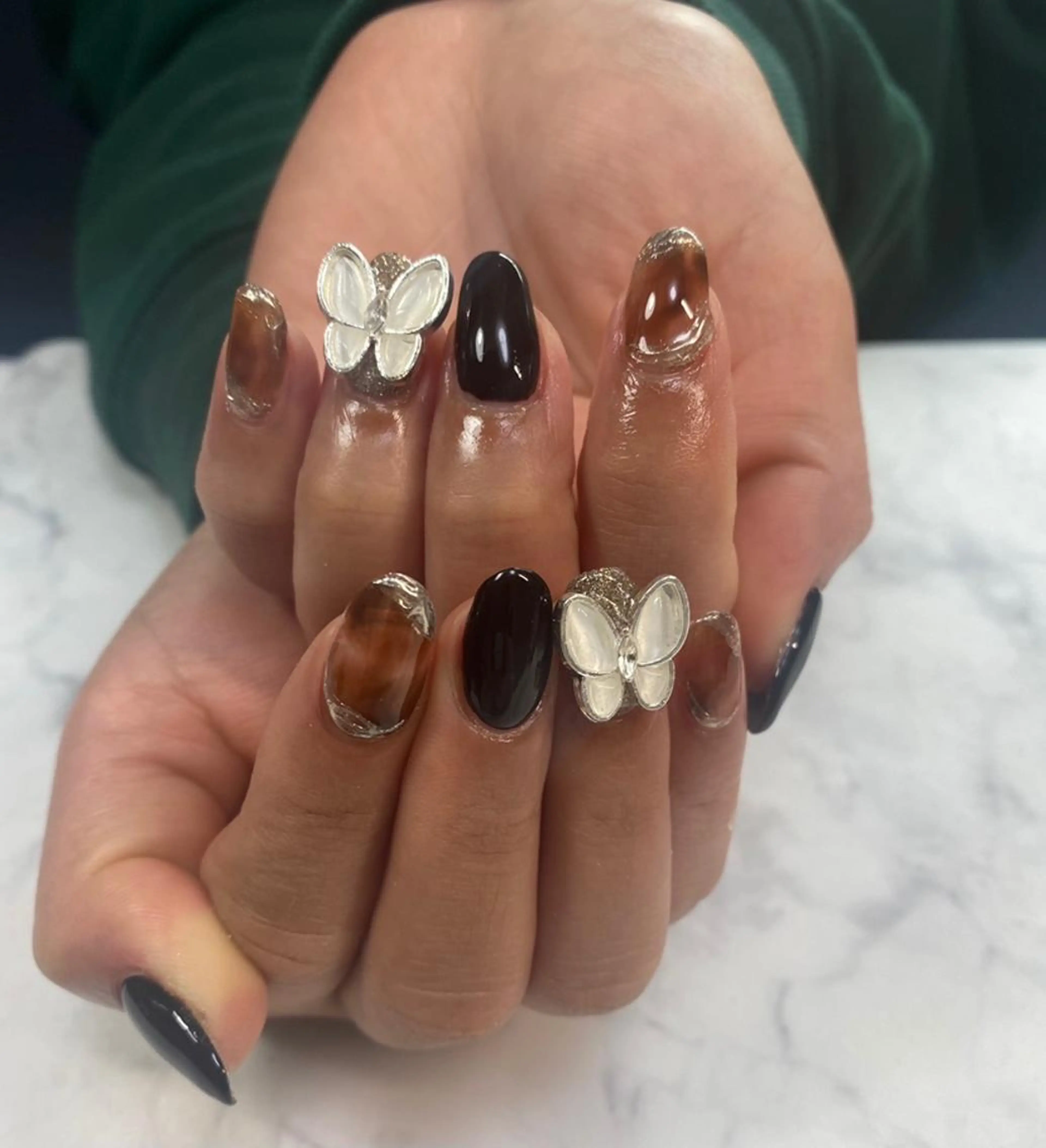 ネイル ハンドネイル mellow mのネイルデザイン