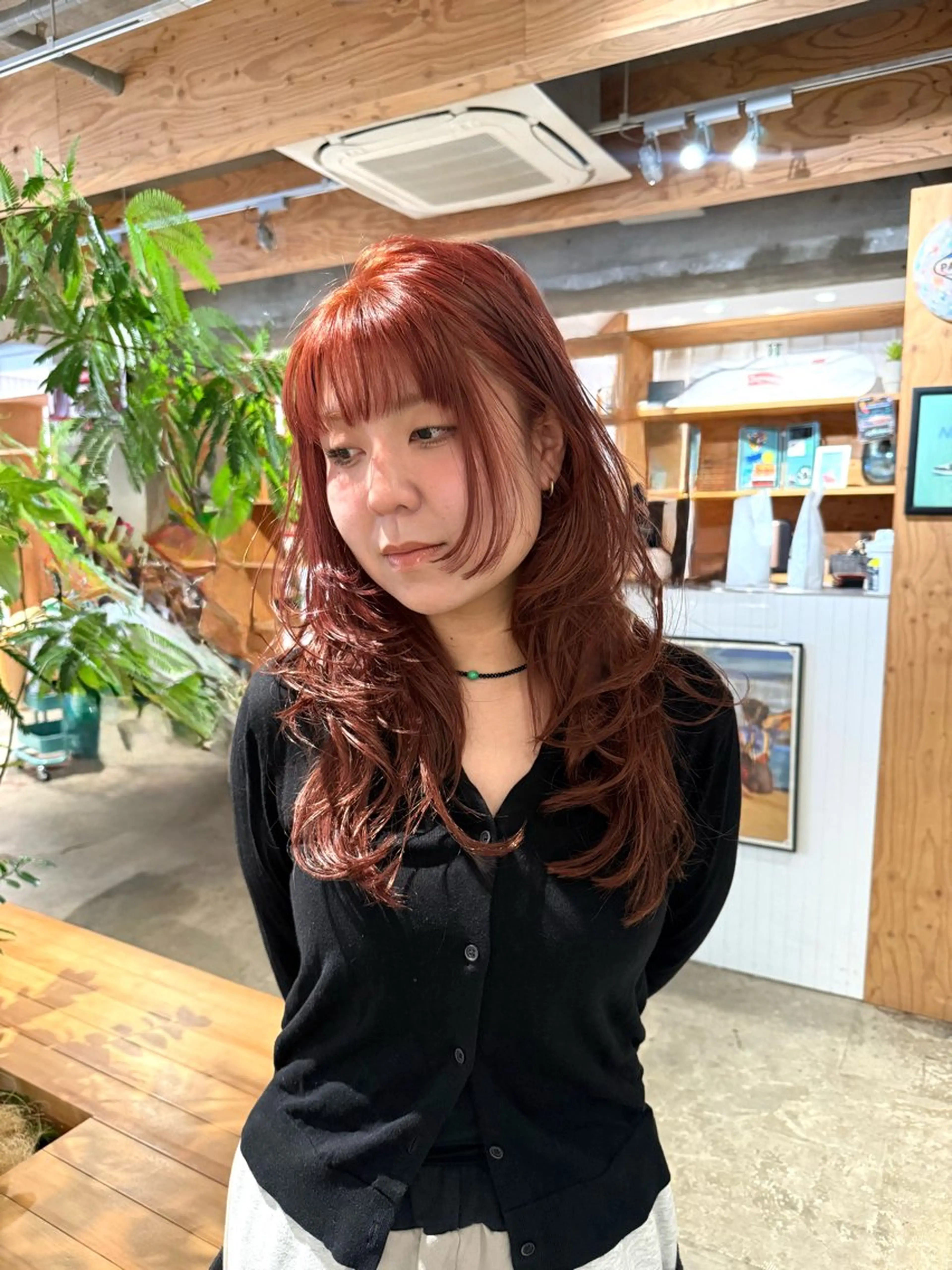 ロング 近藤 歌留多のヘアスタイル