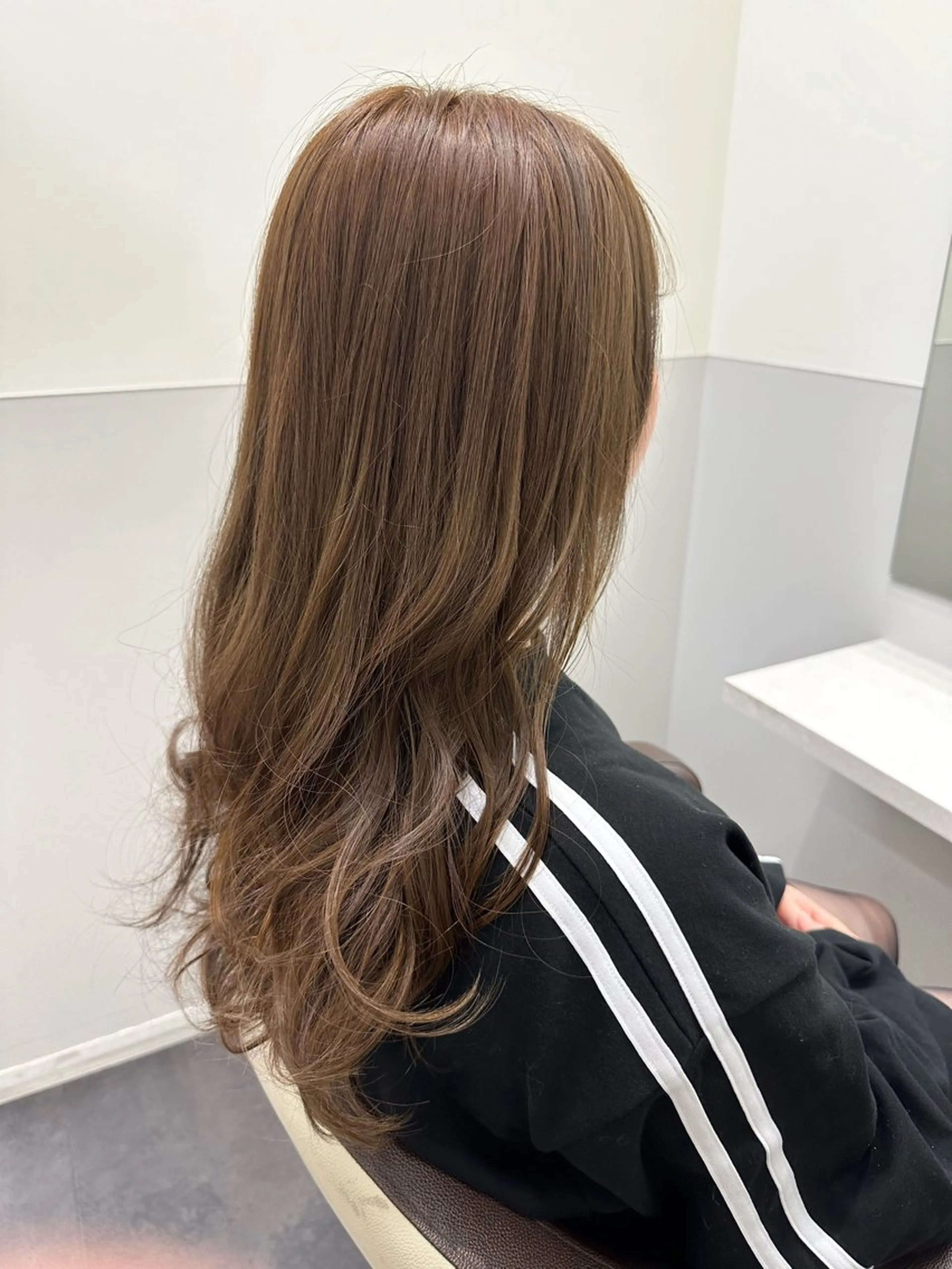 ロング カラー 美髪矯正・ブリーチ 矯正🫧秋元ゆたかのヘアスタイル