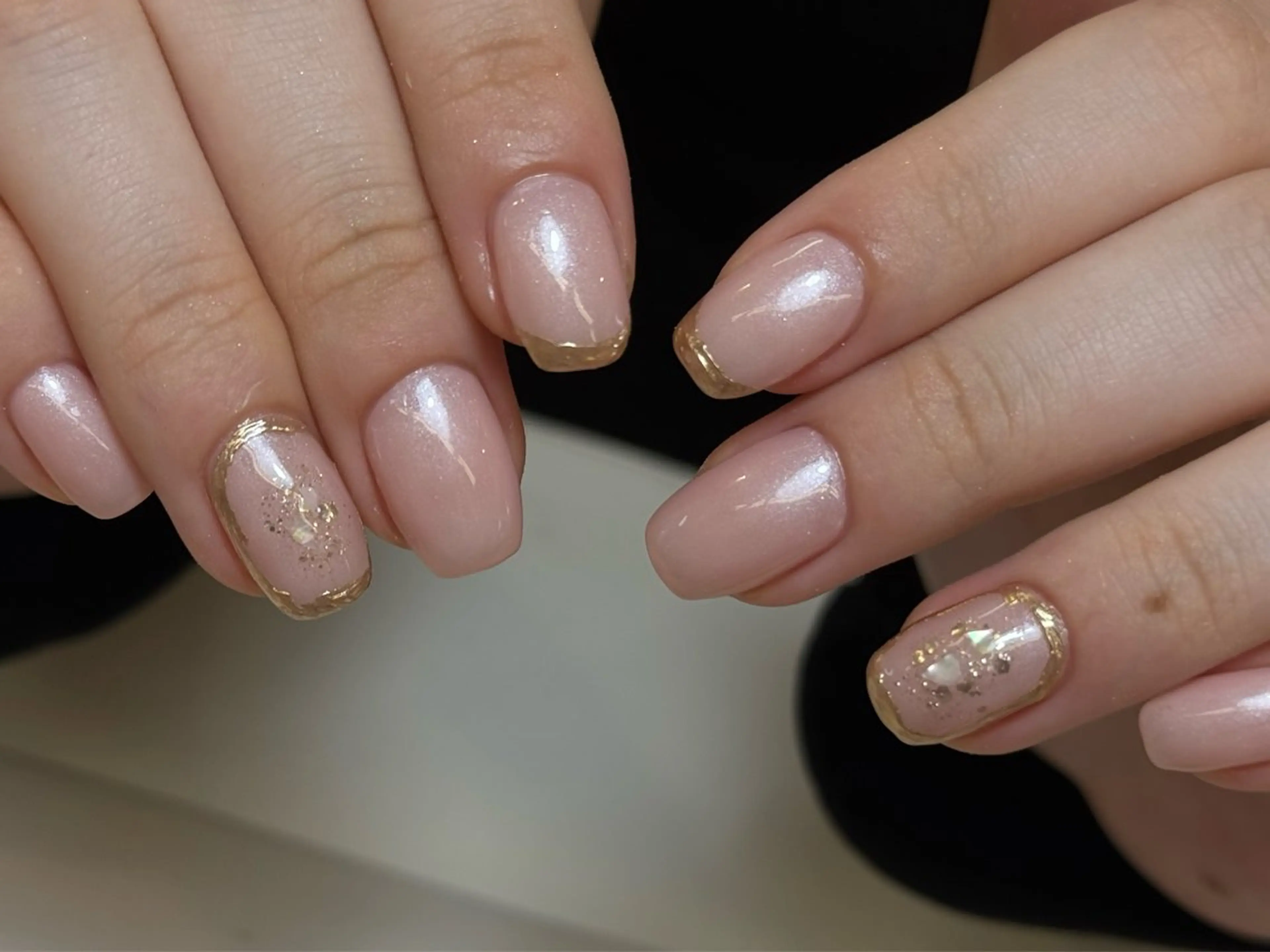 ネイル チークネイル フレンチネイル 韓国ネイル マグネットネイル 持ち込み ハンドネイル Hi nail🎀 池袋kozueのネイルデザイン