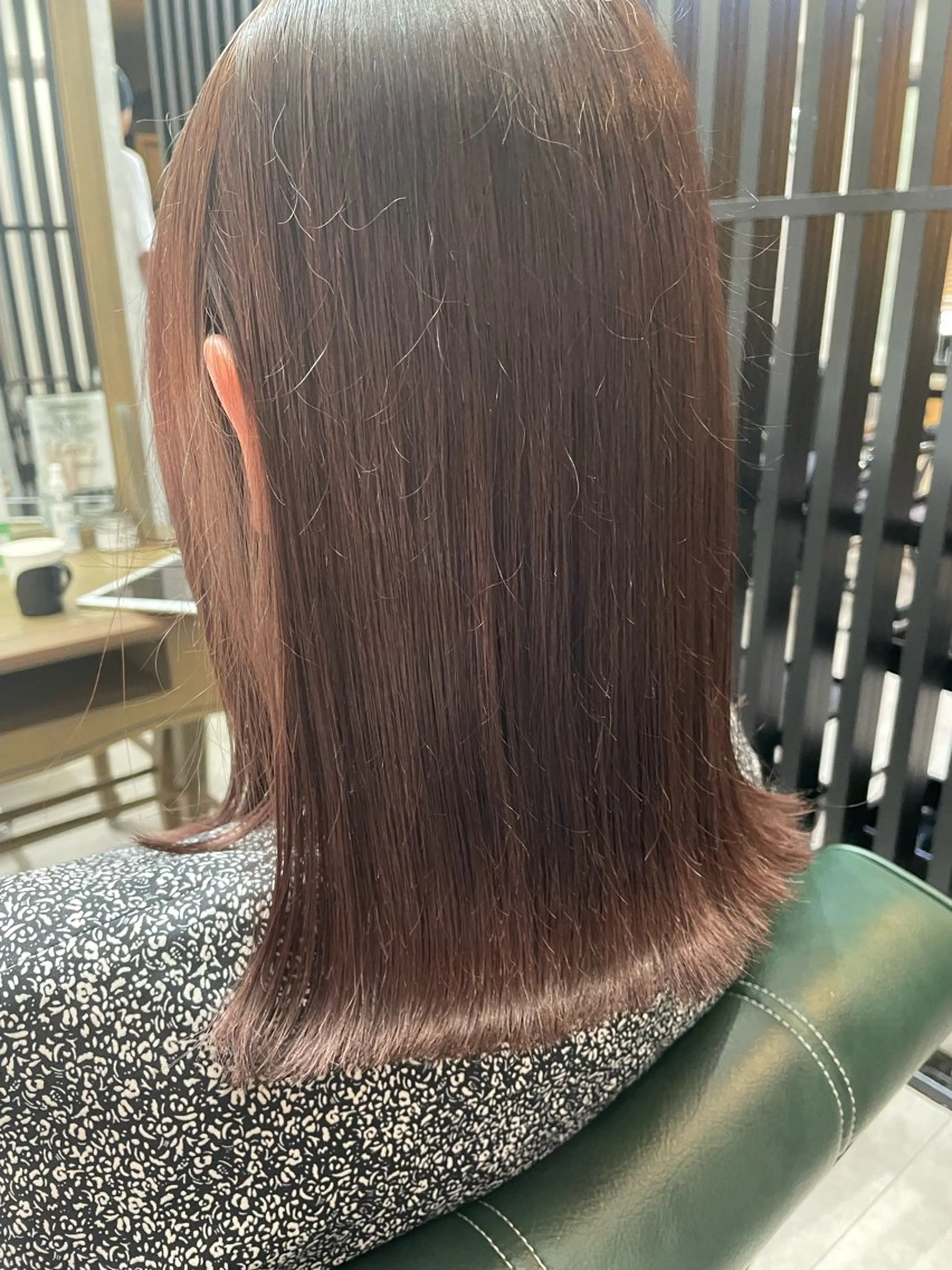 ミディアム カット ヘアカラー トリートメント ROSSO ✂︎officialのヘアスタイル