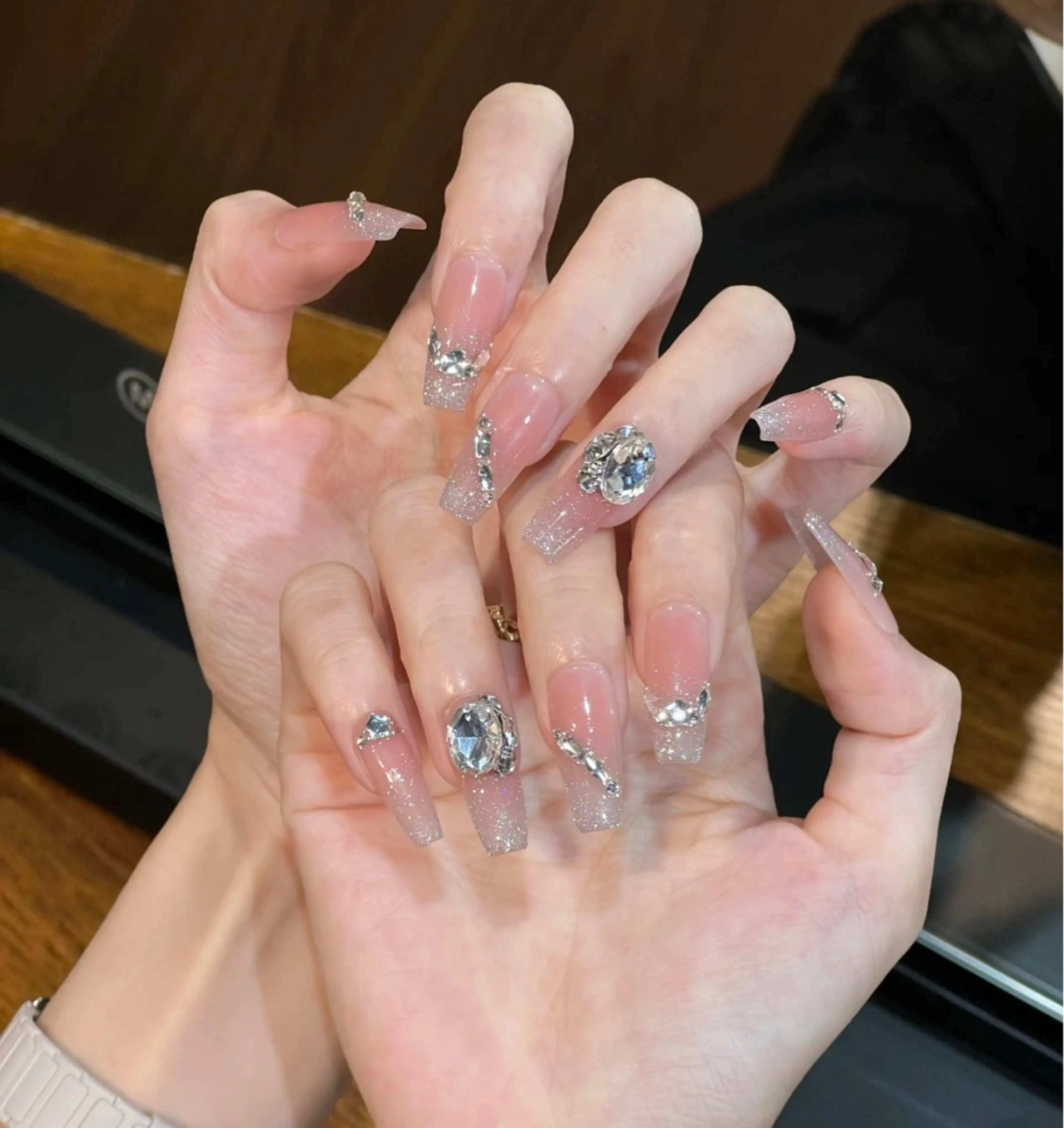 ネイル アートネイル オーロラネイル チークネイル フレンチネイル ガラスフレンチ ハンドネイル 🎀🎀YooLi Nail Salonのネイルデザイン