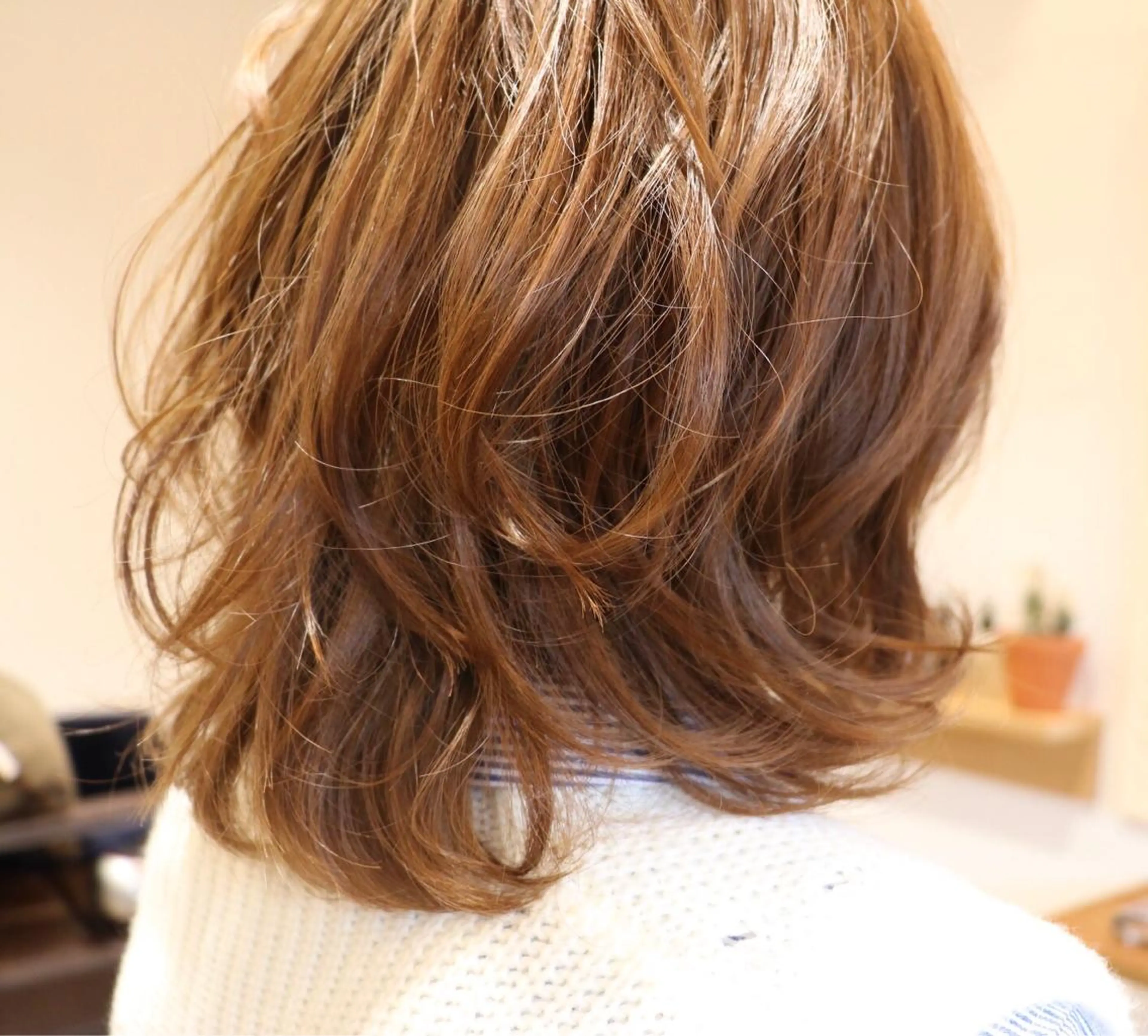 ミディアム atelier RICOのヘアスタイル
