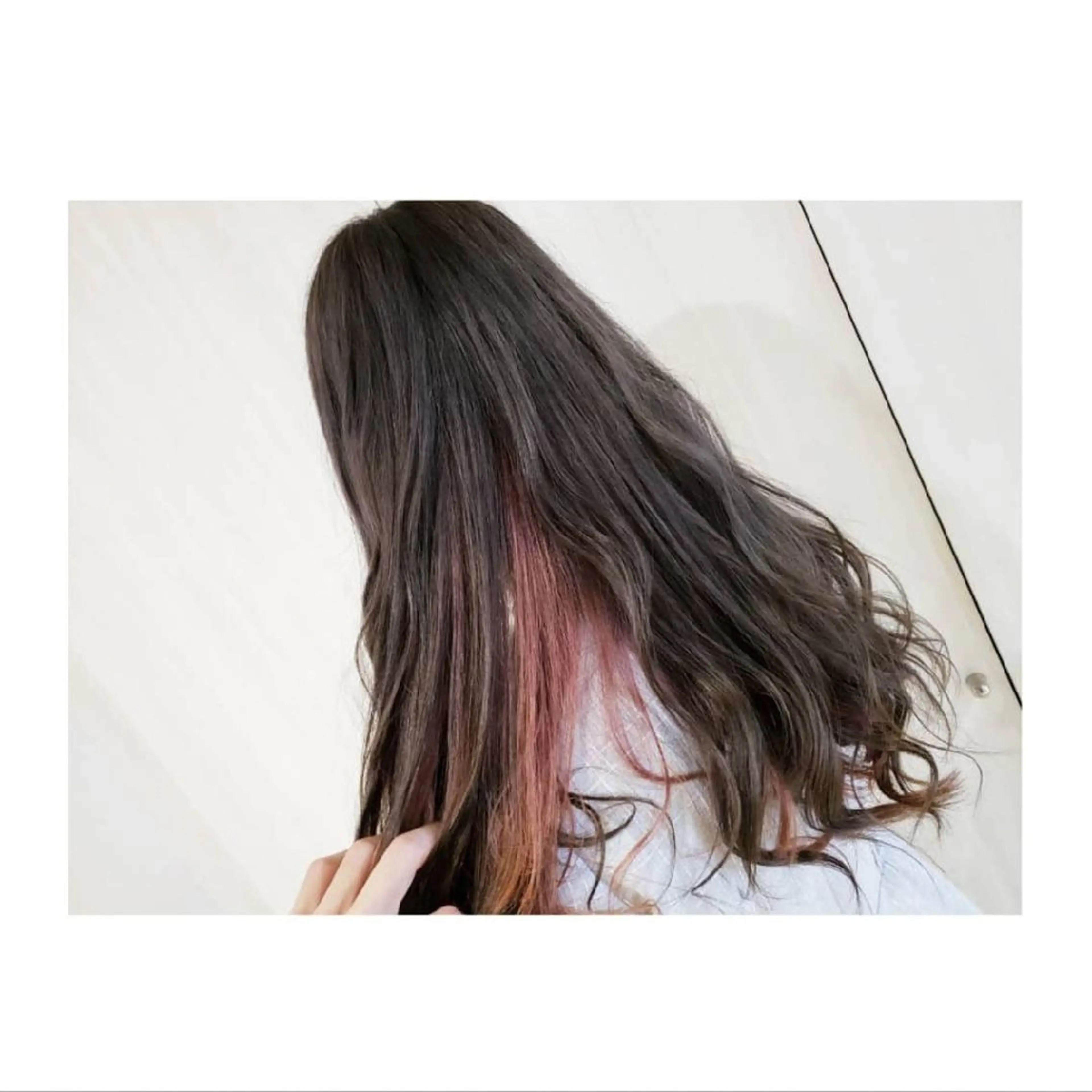 【✨誰でも似合う✨】インナーカラー＋COTAトリートメントの写真