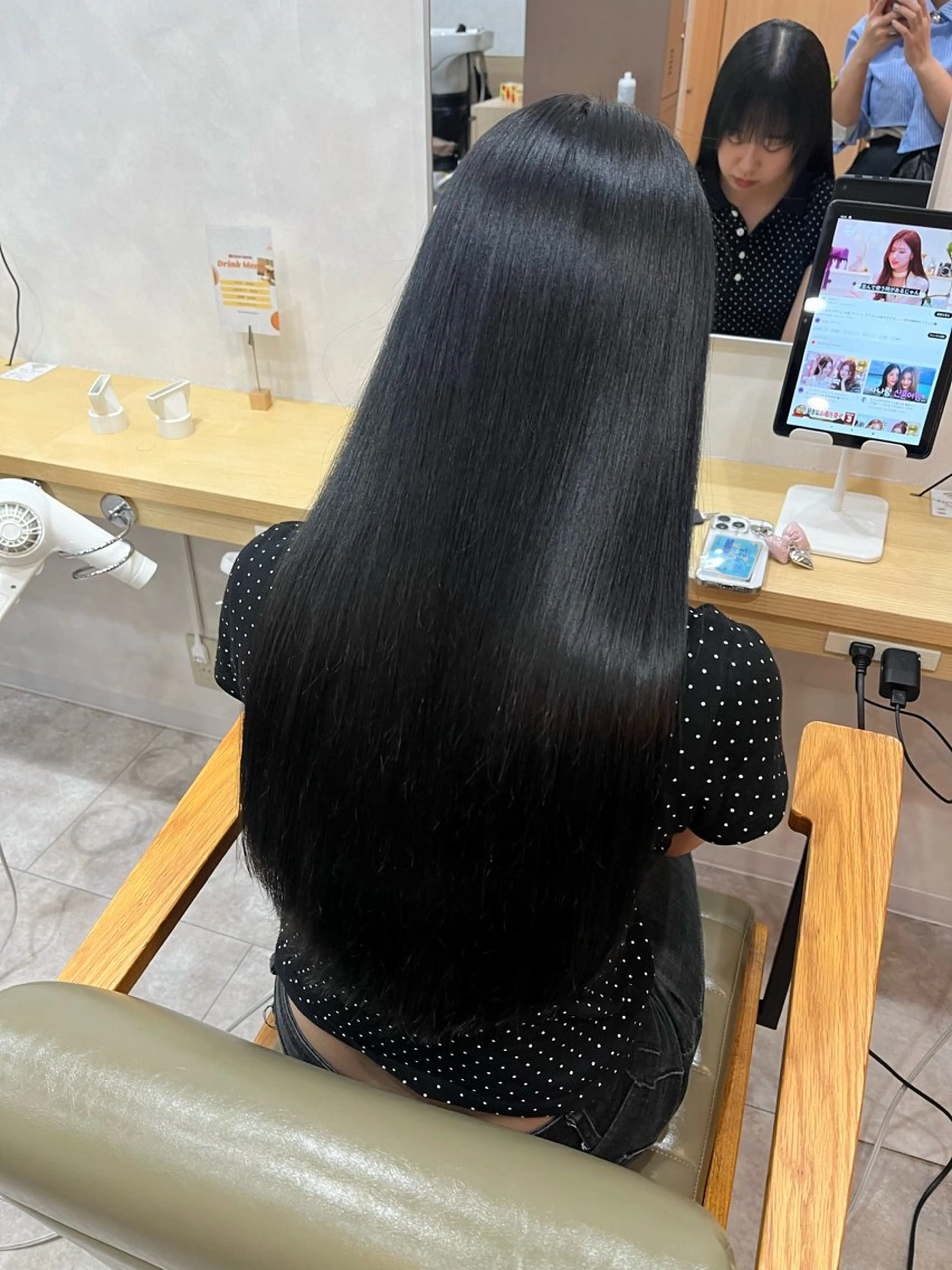 ロング カラー 髪質改善 カット ヘアカラー トリートメント 髪質改善/レイヤー/ ボブ/磯野史歩のヘアスタイル