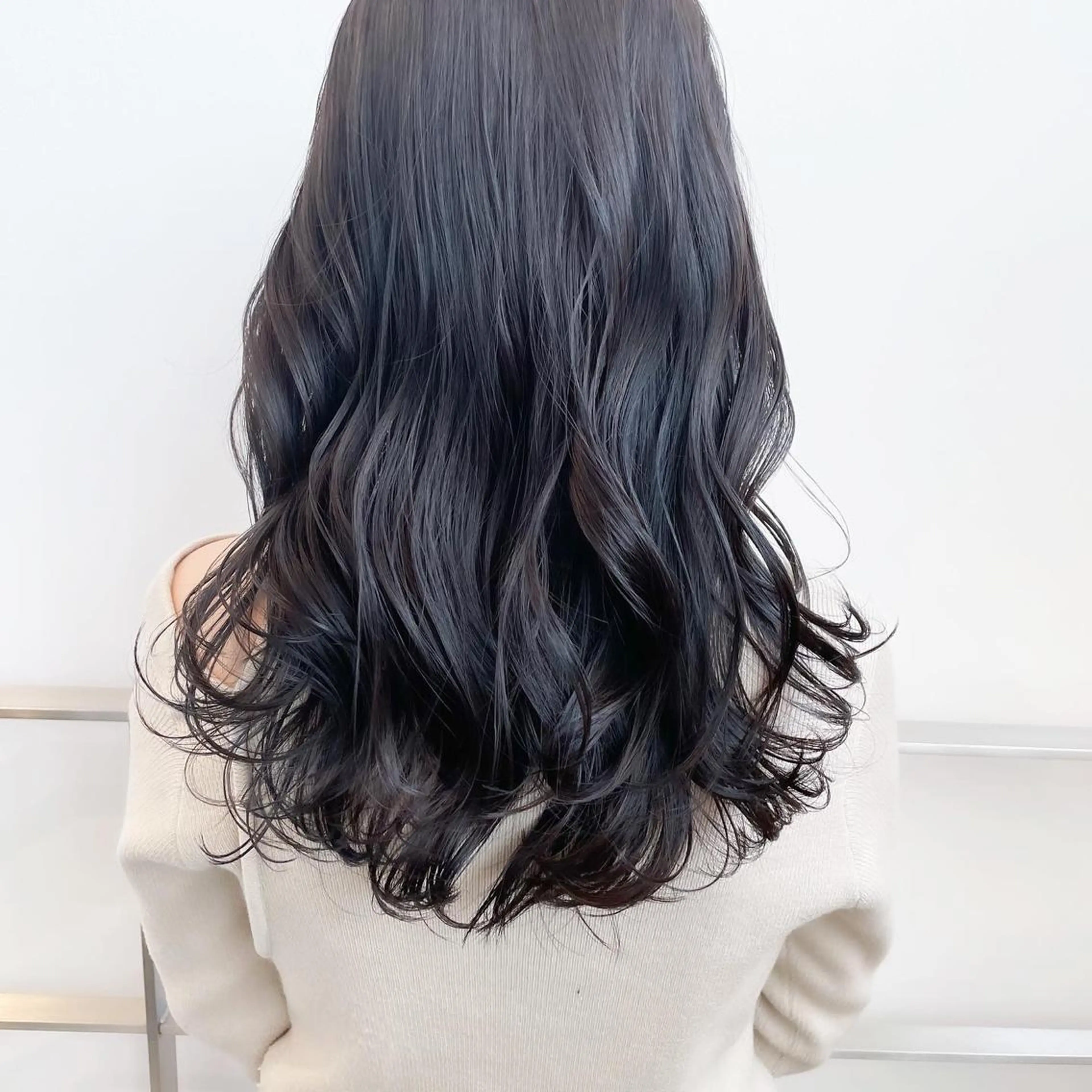 ミディアム カラー ヘアアレンジ ミニボブ/ブリーチ 🌈MISATOのヘアスタイル