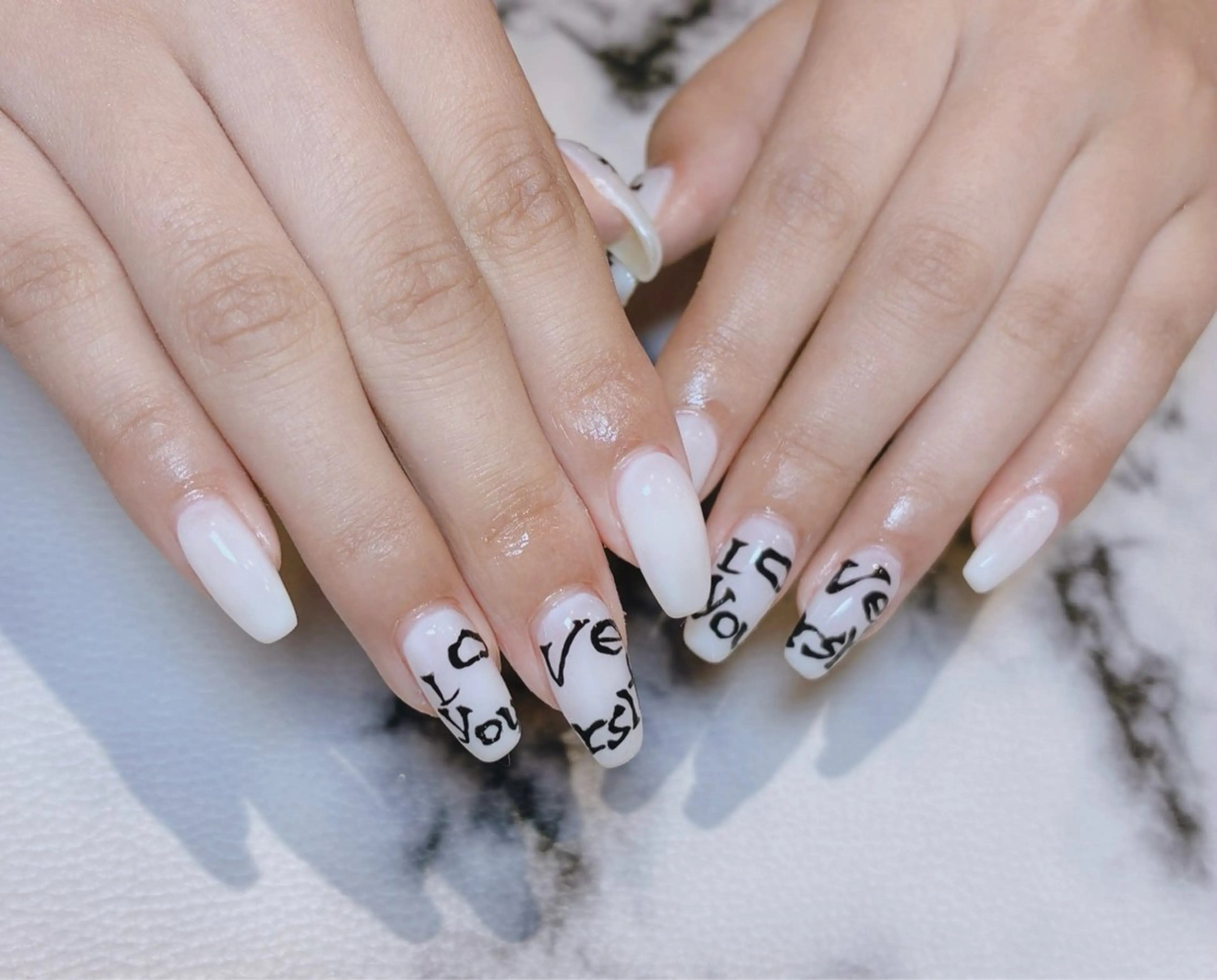 ネイル ハンドネイル 奥田 加奈子のネイルデザイン