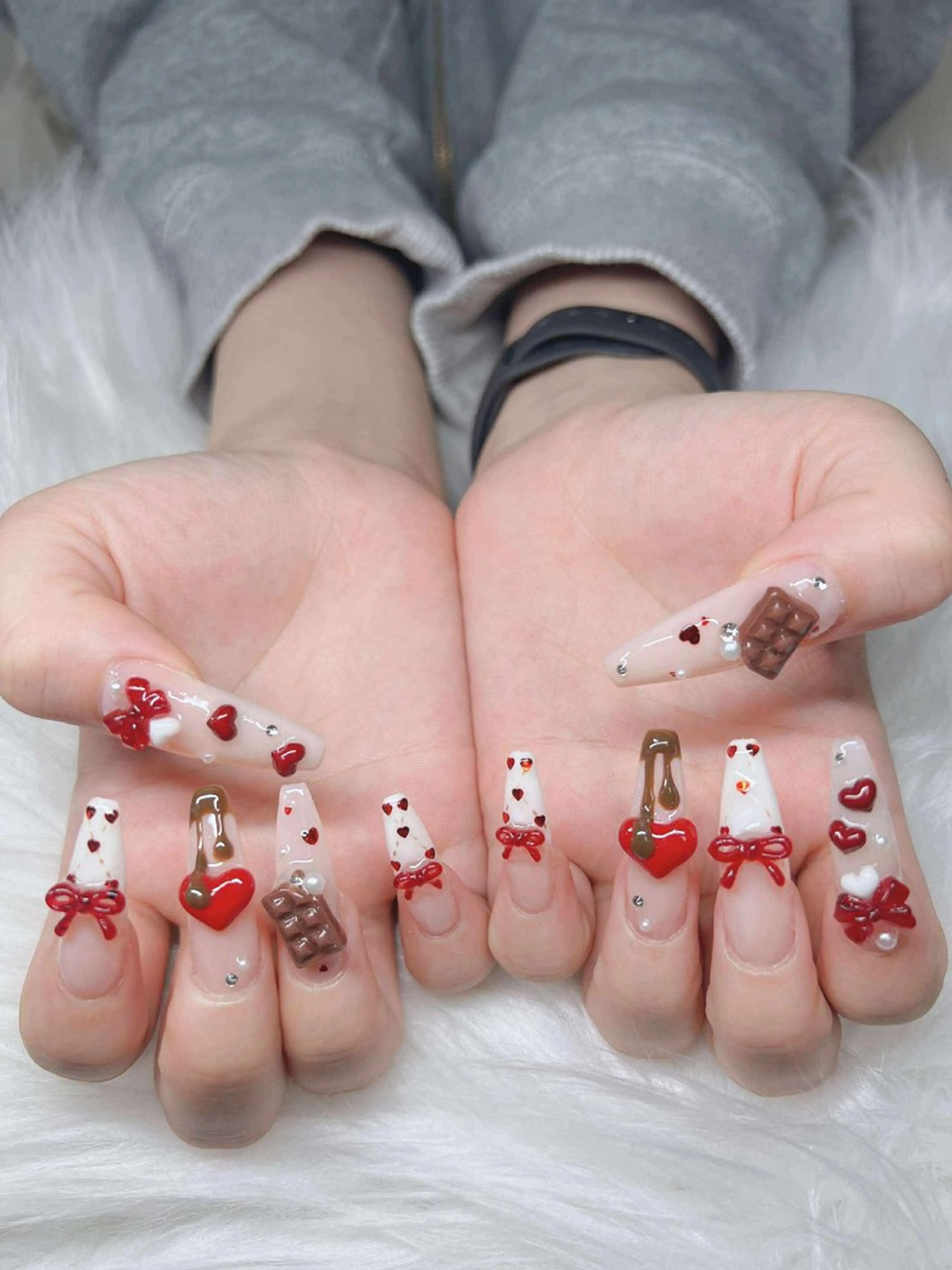 ネイル 長さ出し グラデーション 卒業式 キラキラネイル マグネットネイル ハンドネイル Lee Nailsのネイルデザイン