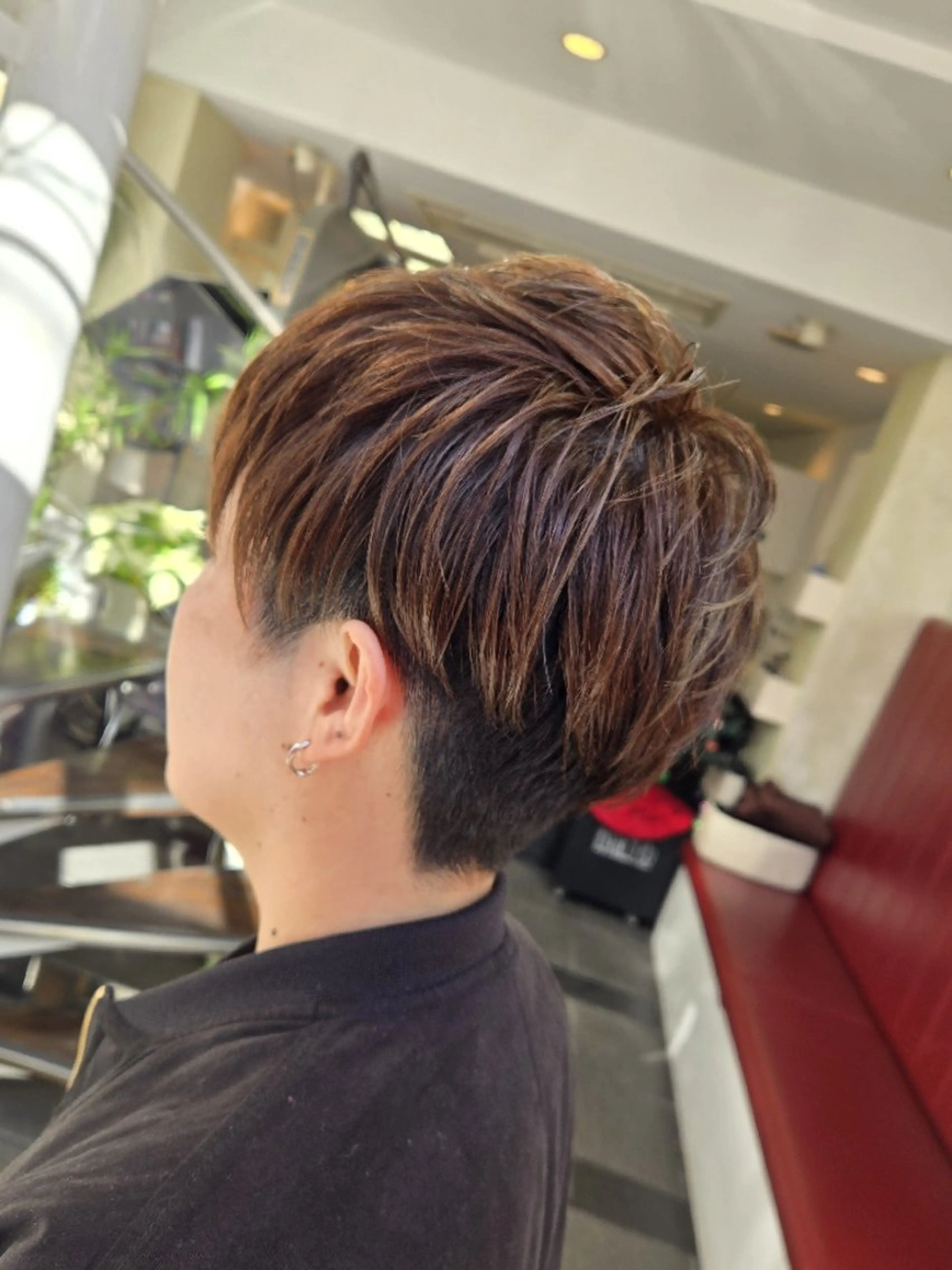 ショート カラー ショートヘア カット ヘアカラー トリートメント 遠藤 史秋のヘアスタイル