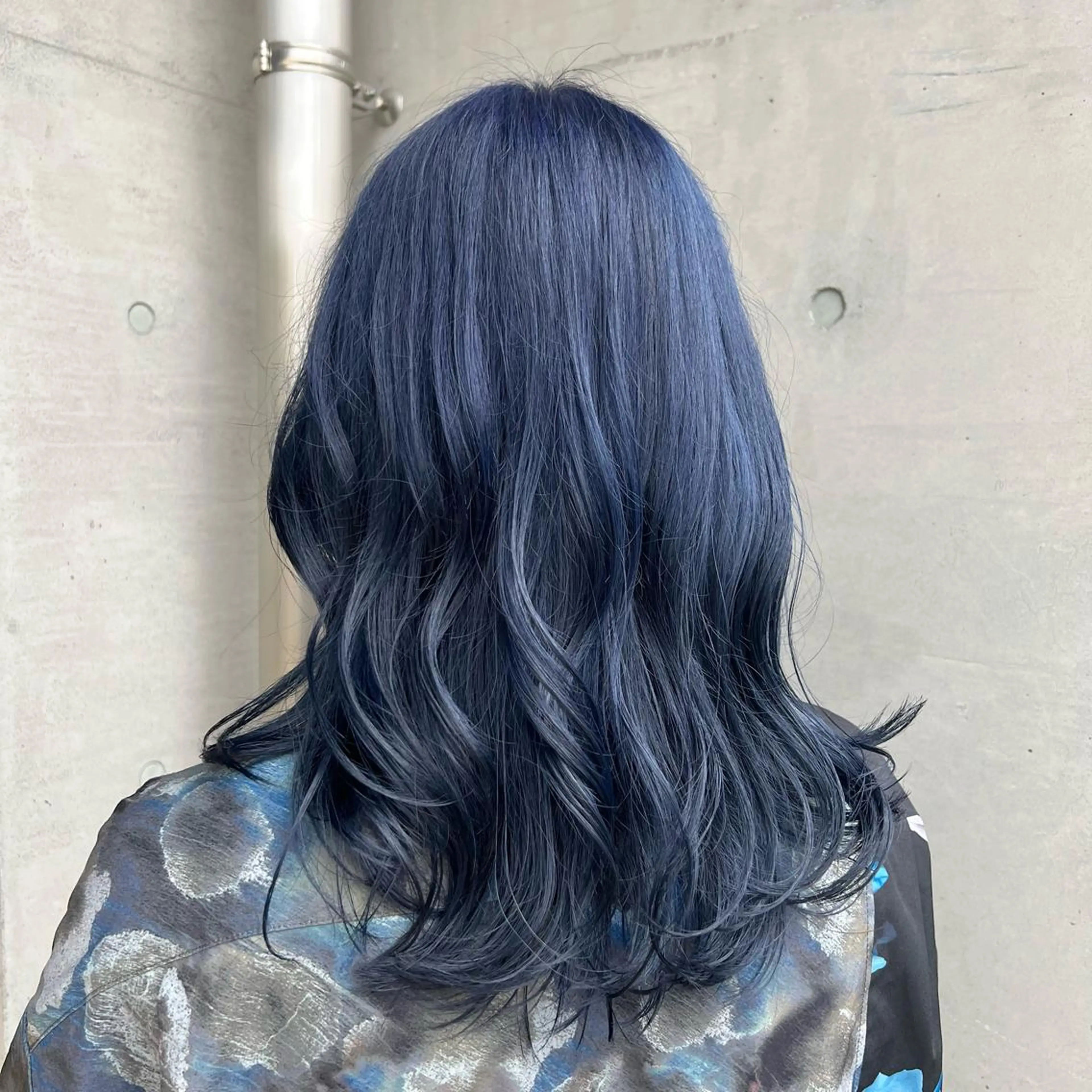 セミロング カラー ブルーカラー ヘアカラー トリートメント stylist 🐶内藤 成香のヘアスタイル