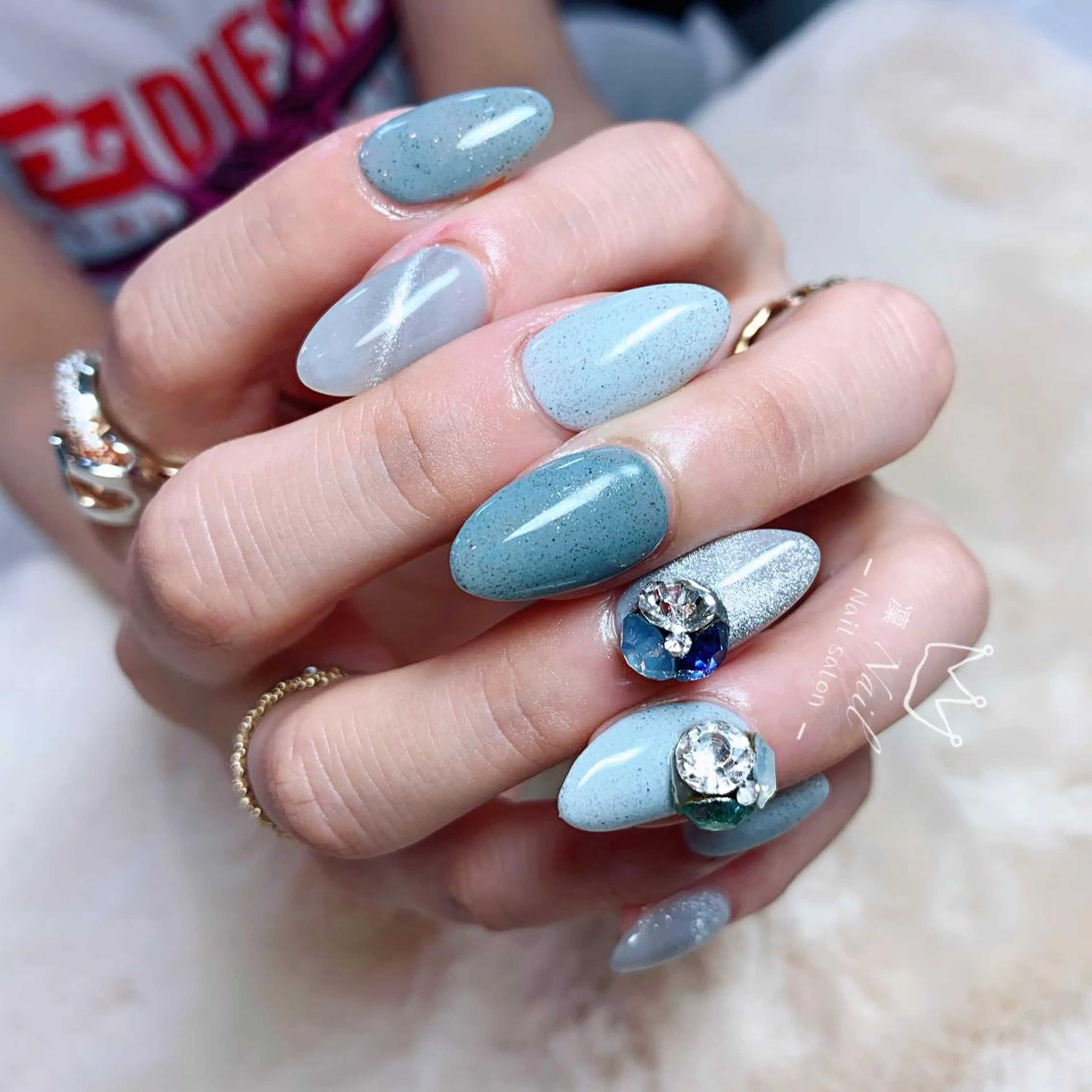 セミロング カラー ネイル Le’a NailSalonのネイルデザイン