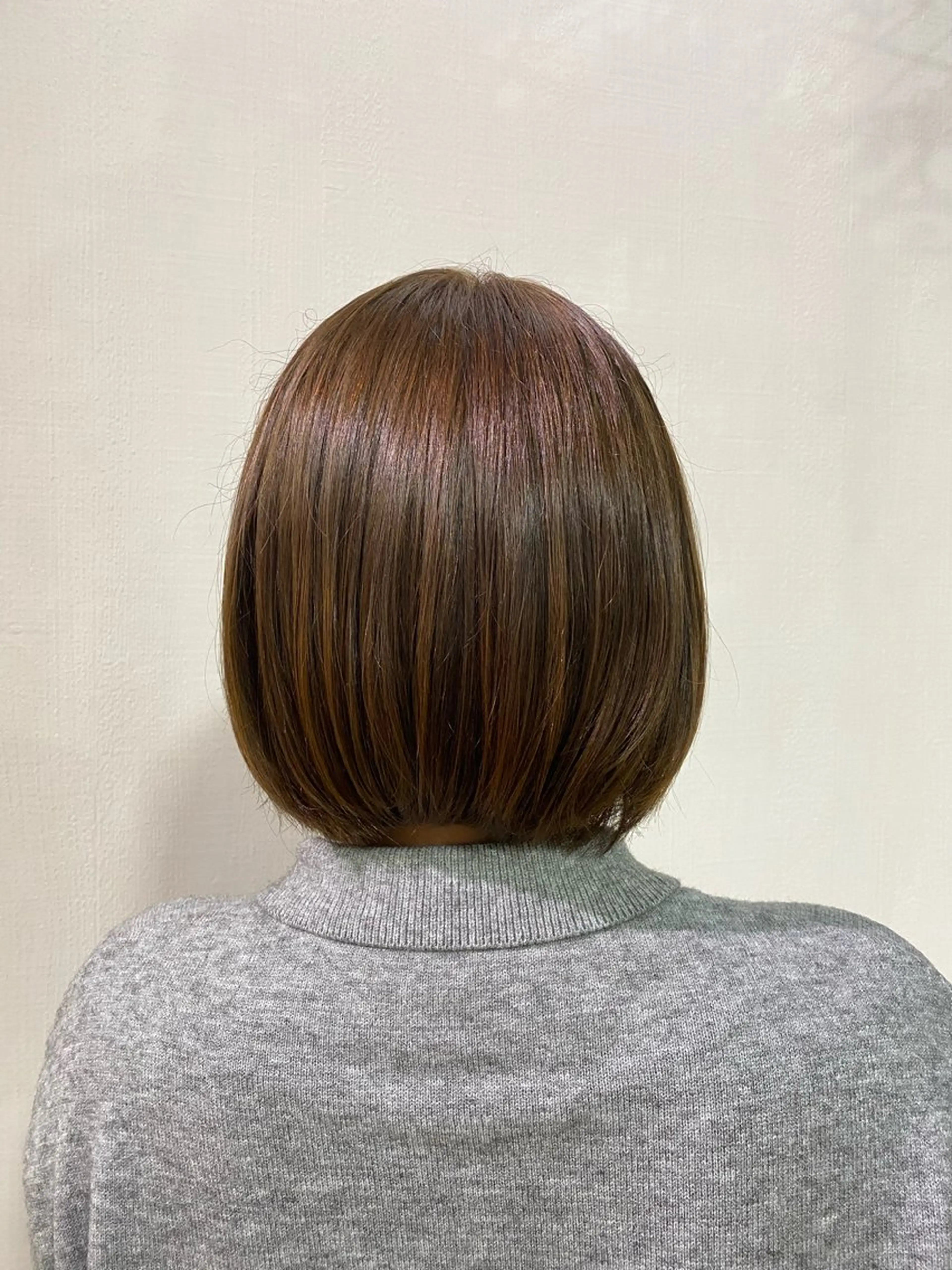 ショート ヘアカラー 佐藤 森夏のヘアスタイル