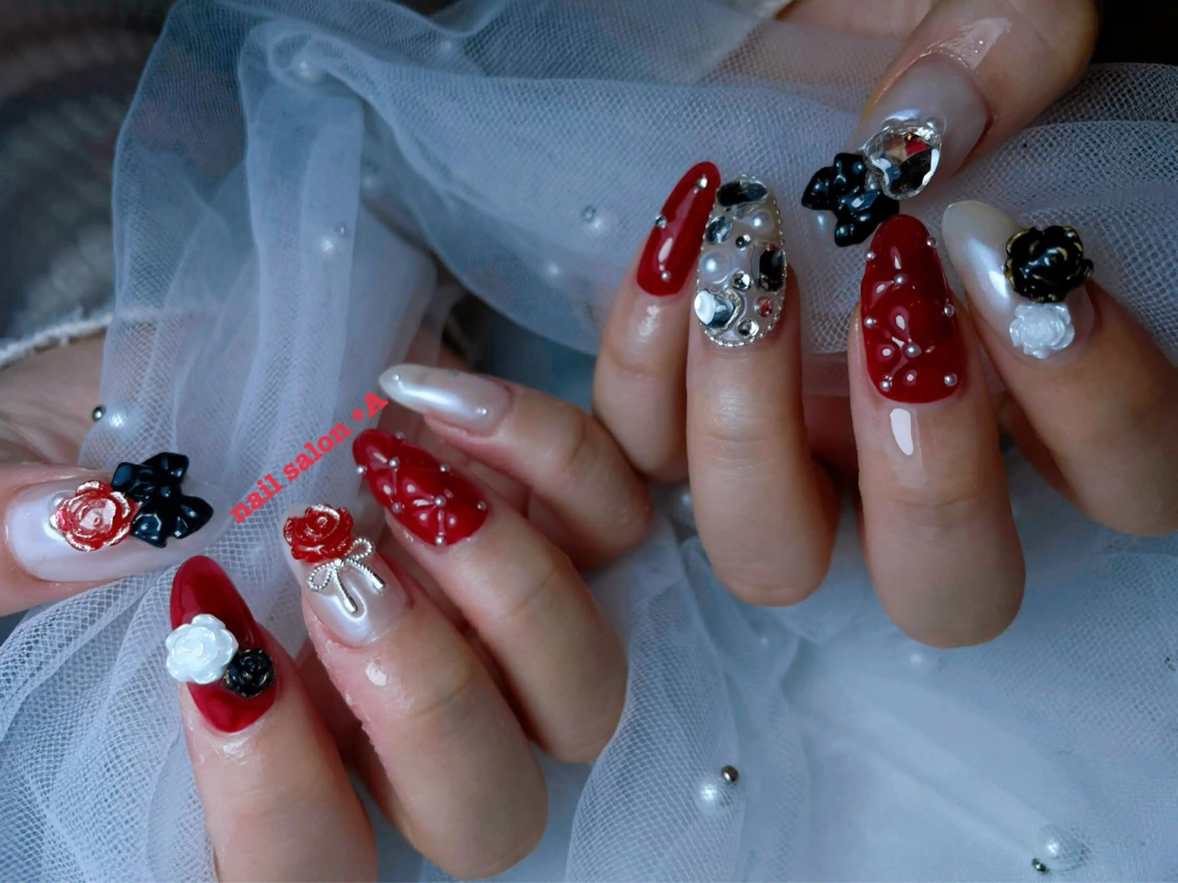 セミロング ハンドネイル Nail Salon +Aのネイルデザイン