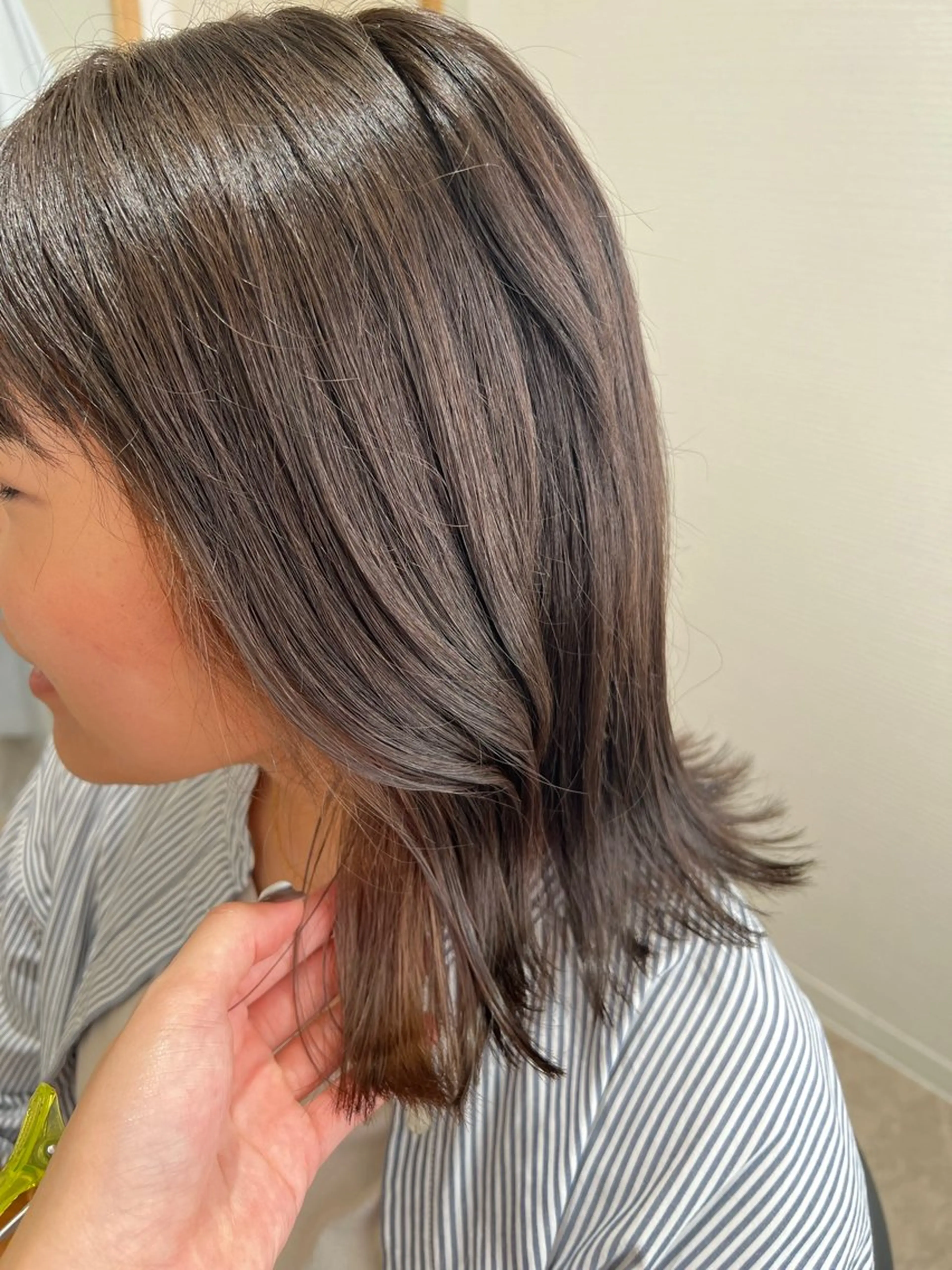 ミディアム カラー イヤリングカラー トリートメント 美髪矯正/髪質改善 🌼 原田 愛弓のヘアスタイル